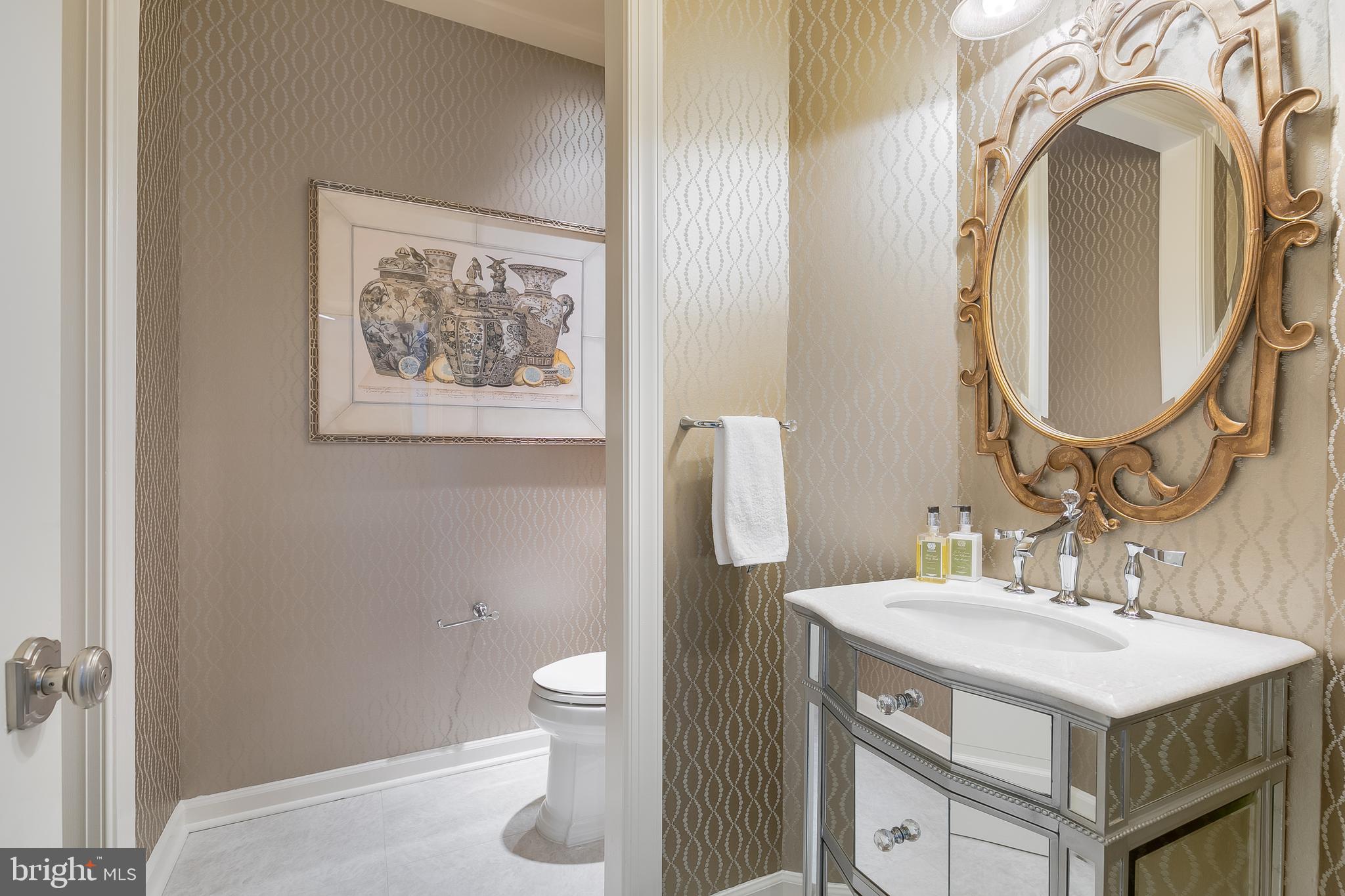 CEDAR CREST - Residential