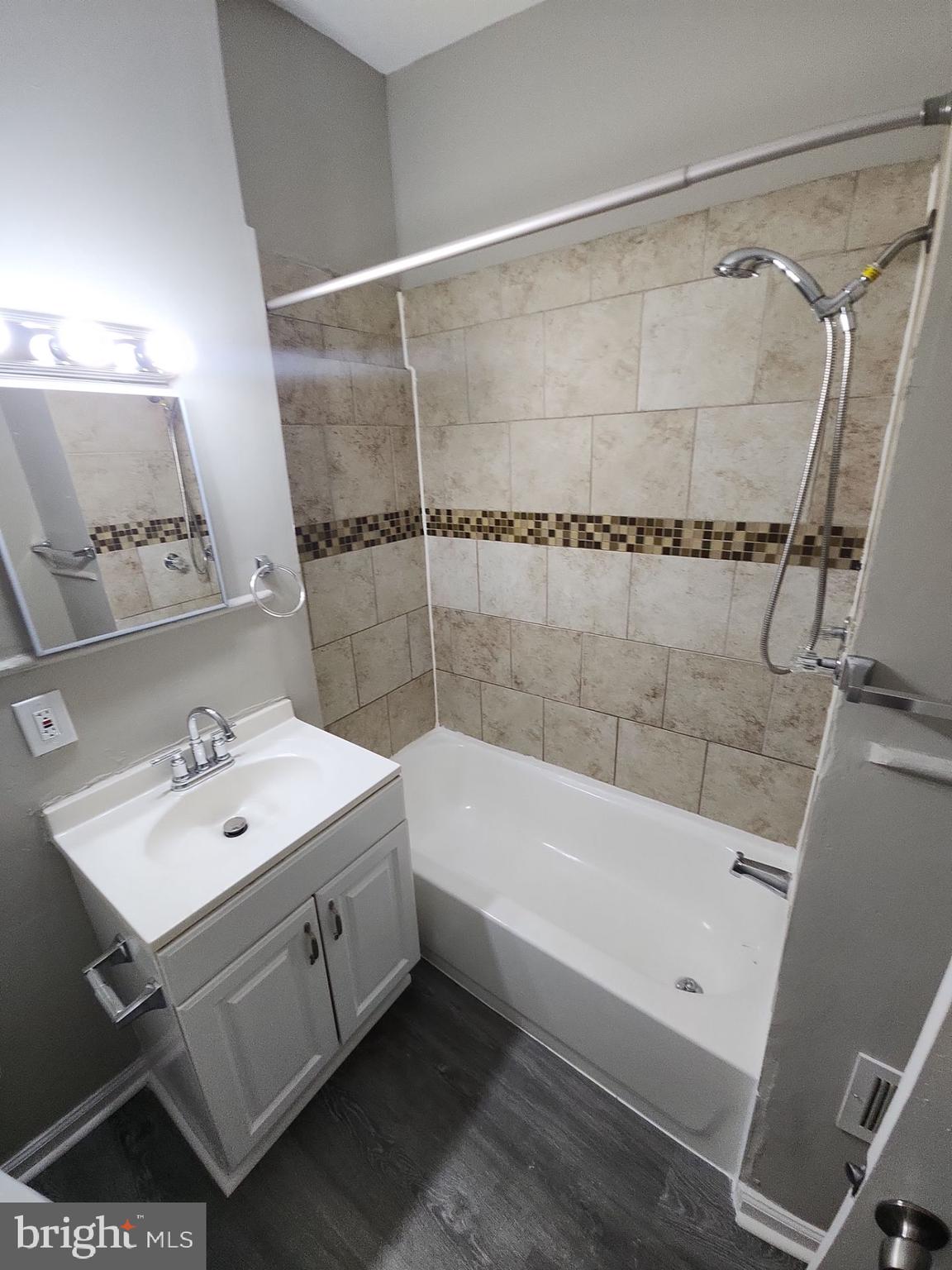 WOODBROOK - Residential