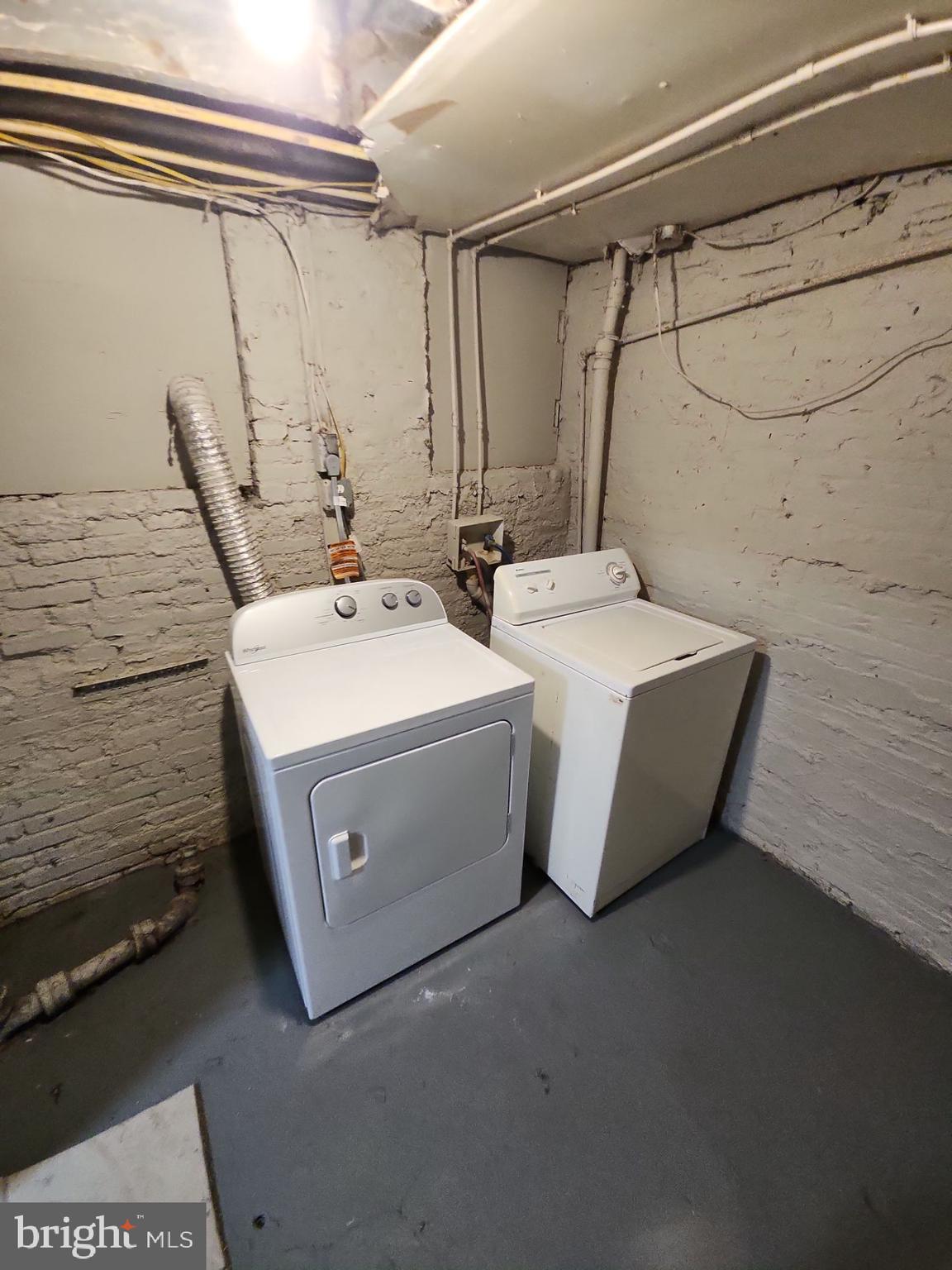 WOODBROOK - Residential