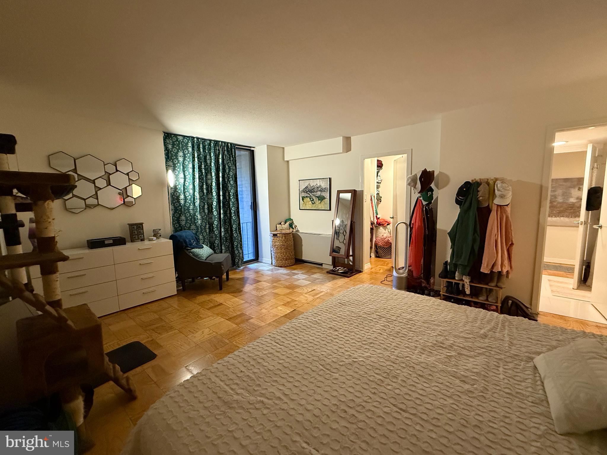 WEST END - Residential Lease