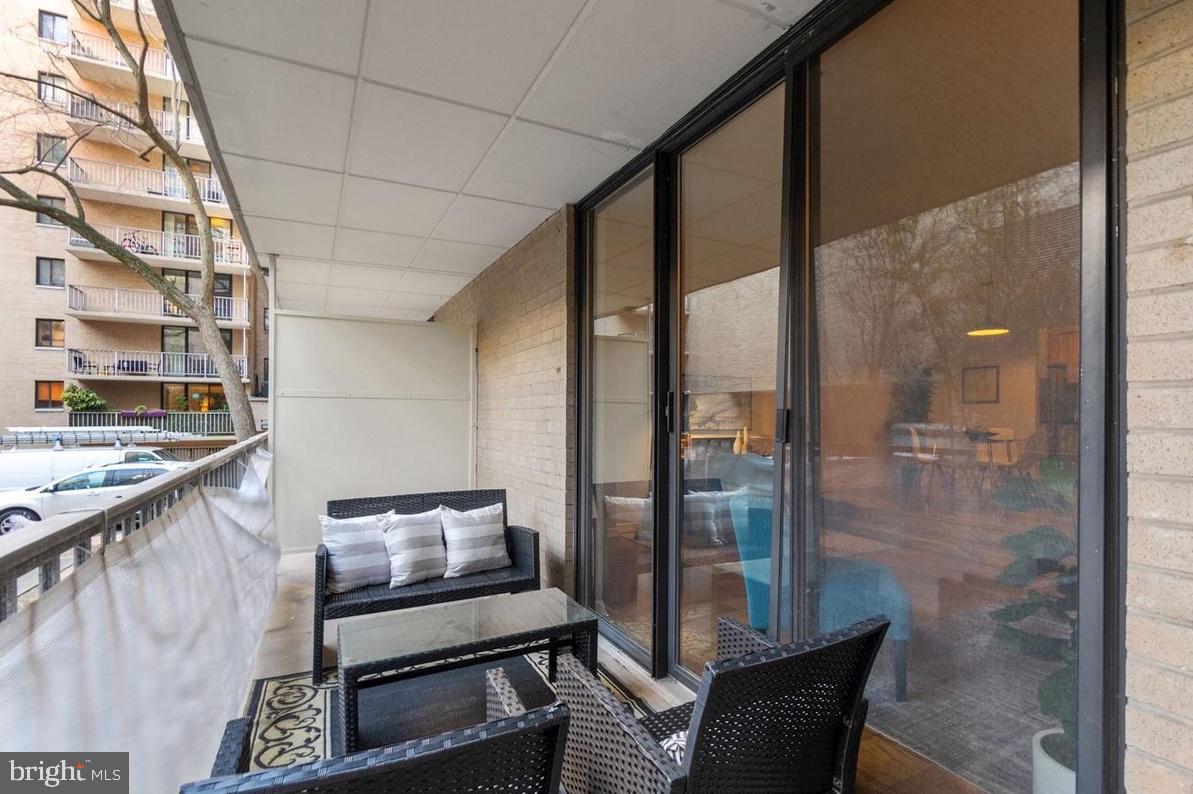 WEST END - Residential Lease