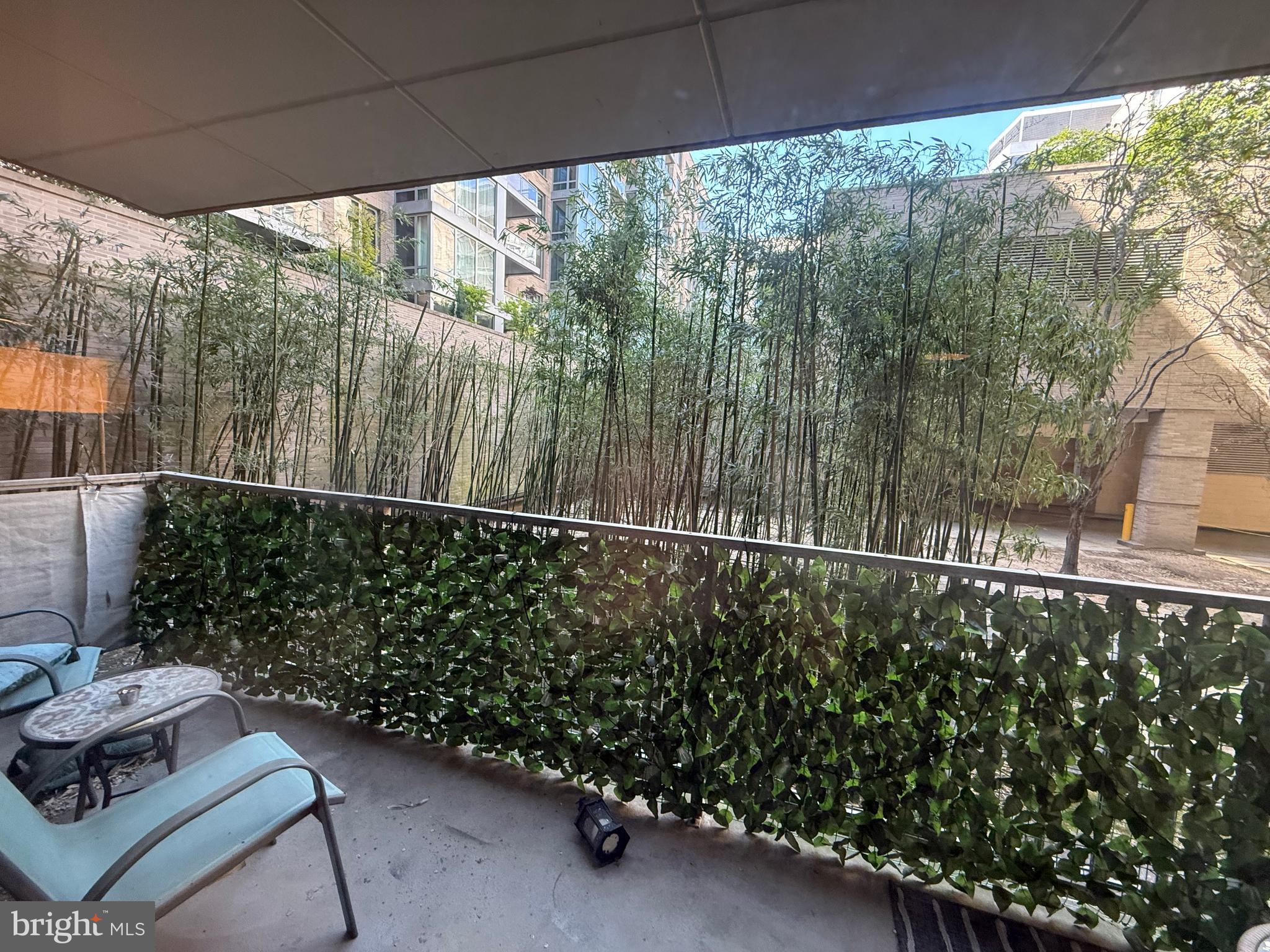 WEST END - Residential Lease