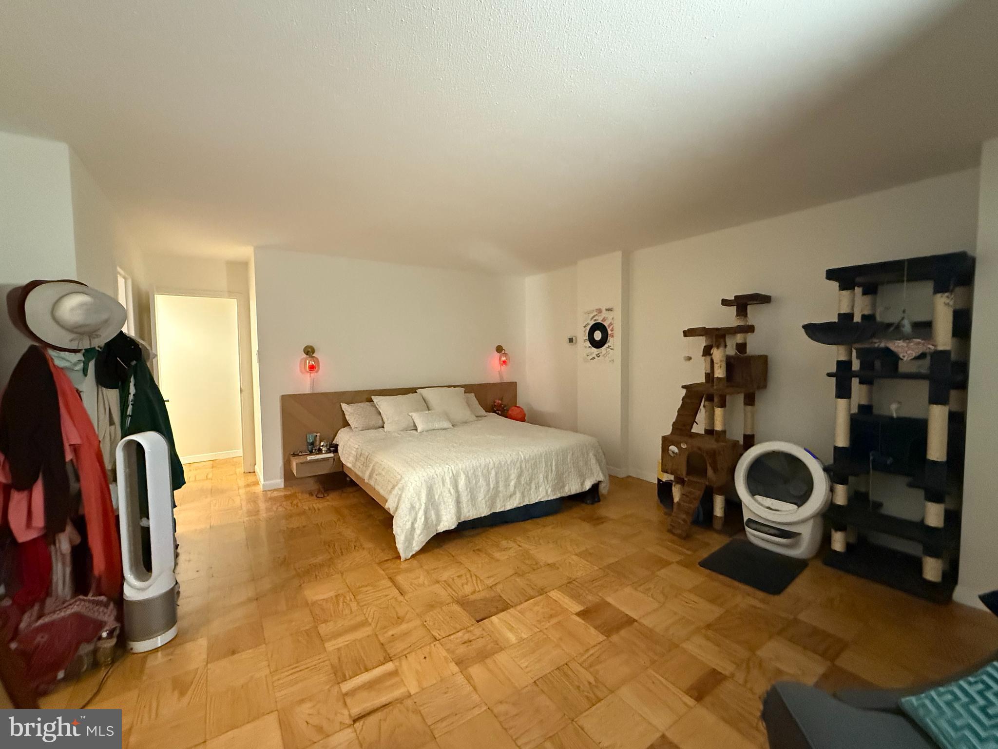 WEST END - Residential Lease