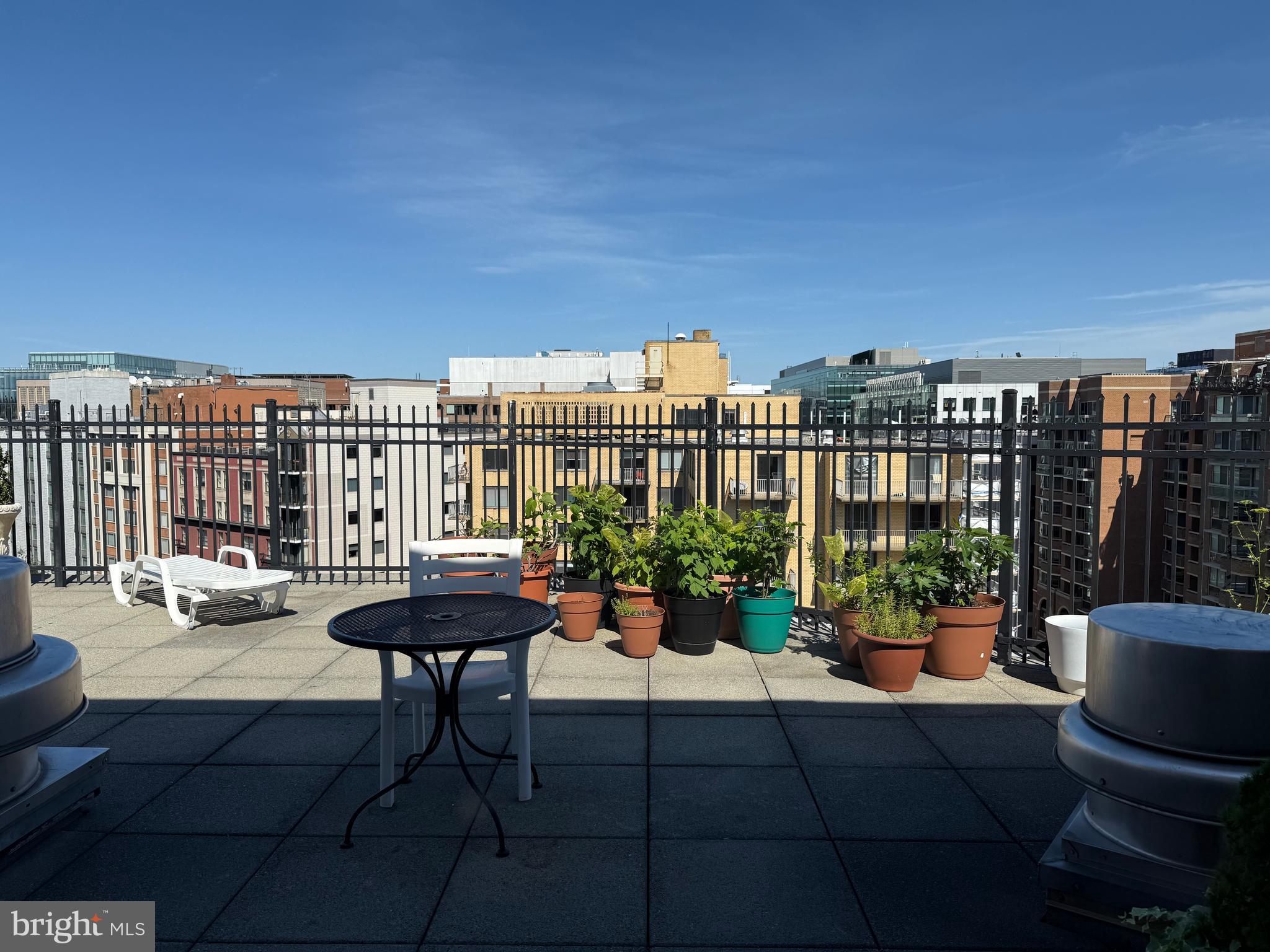 WEST END - Residential Lease