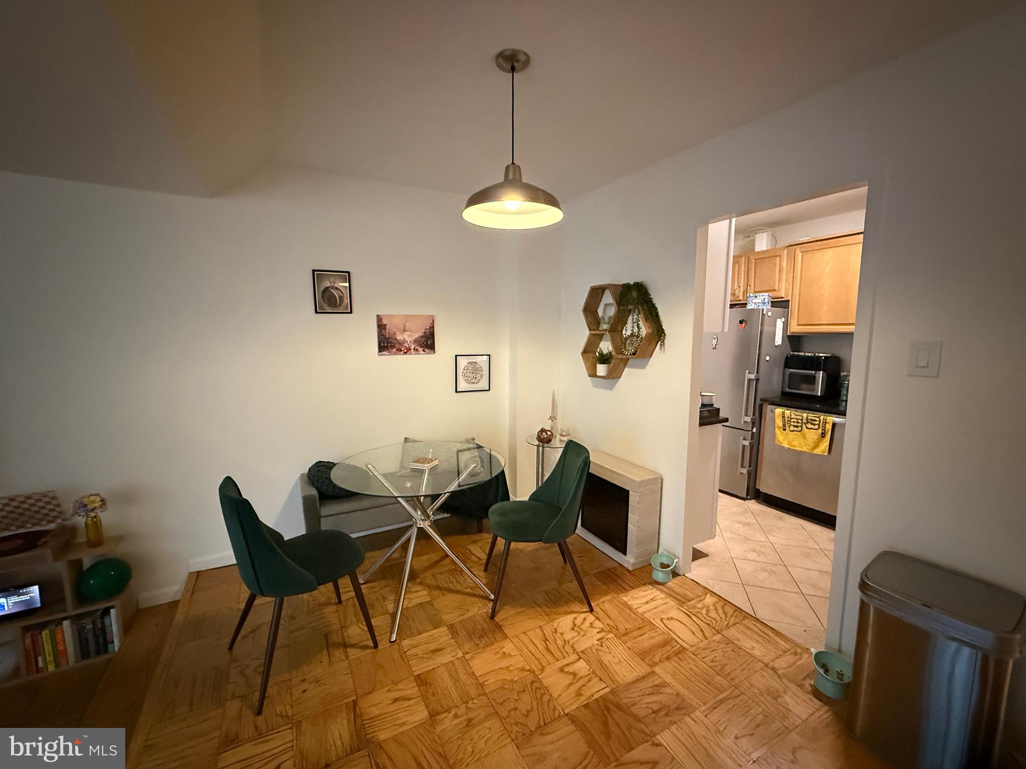 WEST END - Residential Lease