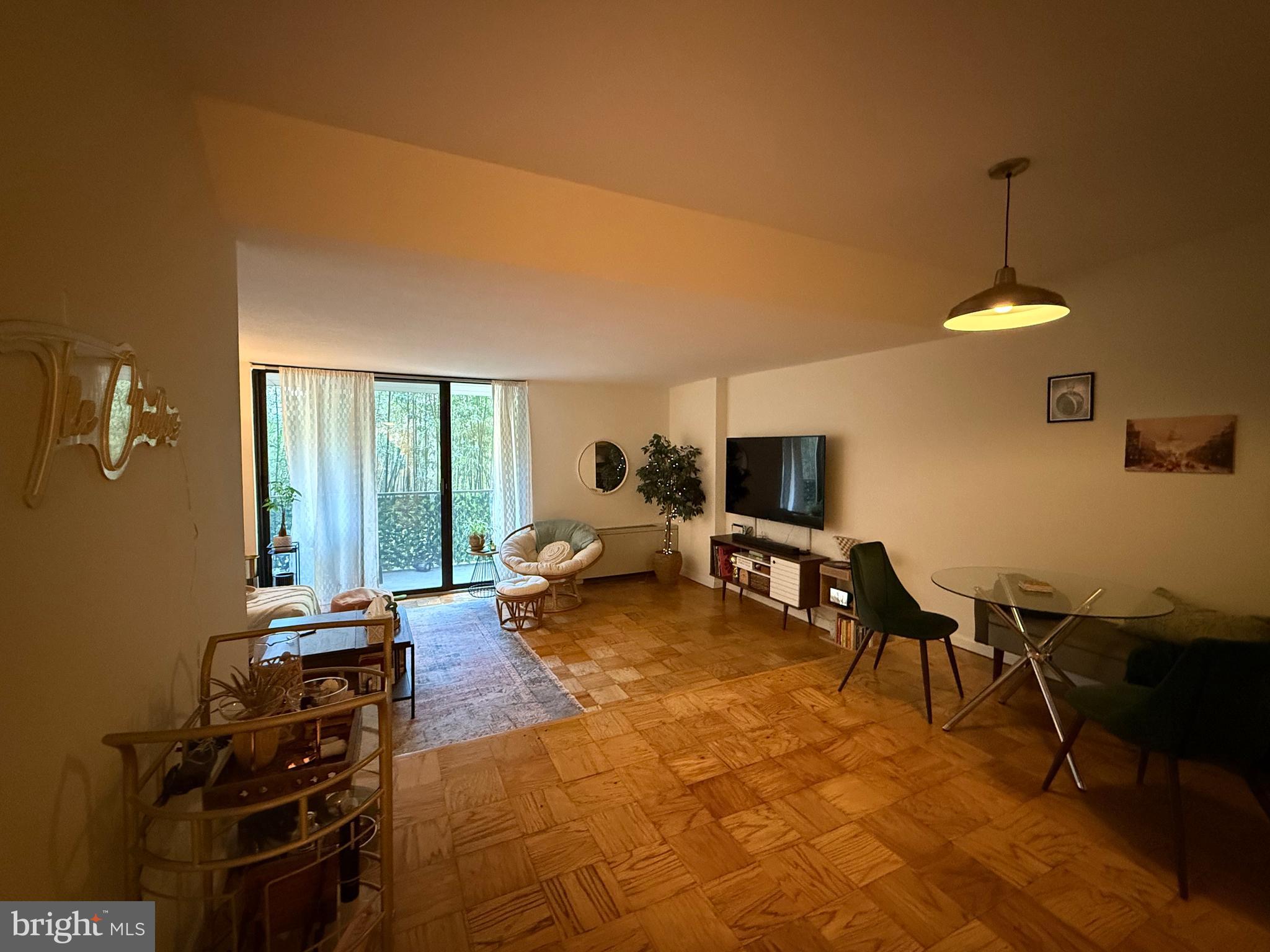 WEST END - Residential Lease