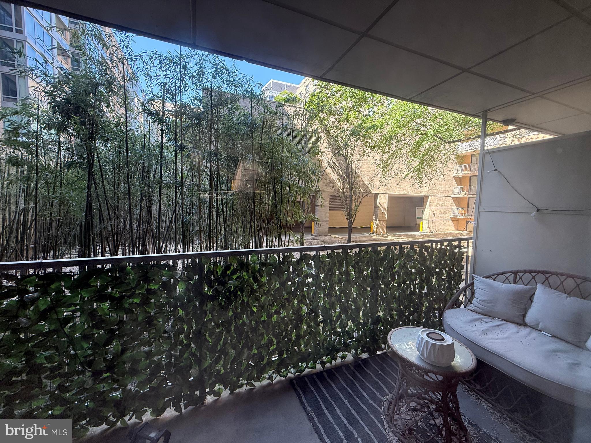 WEST END - Residential Lease