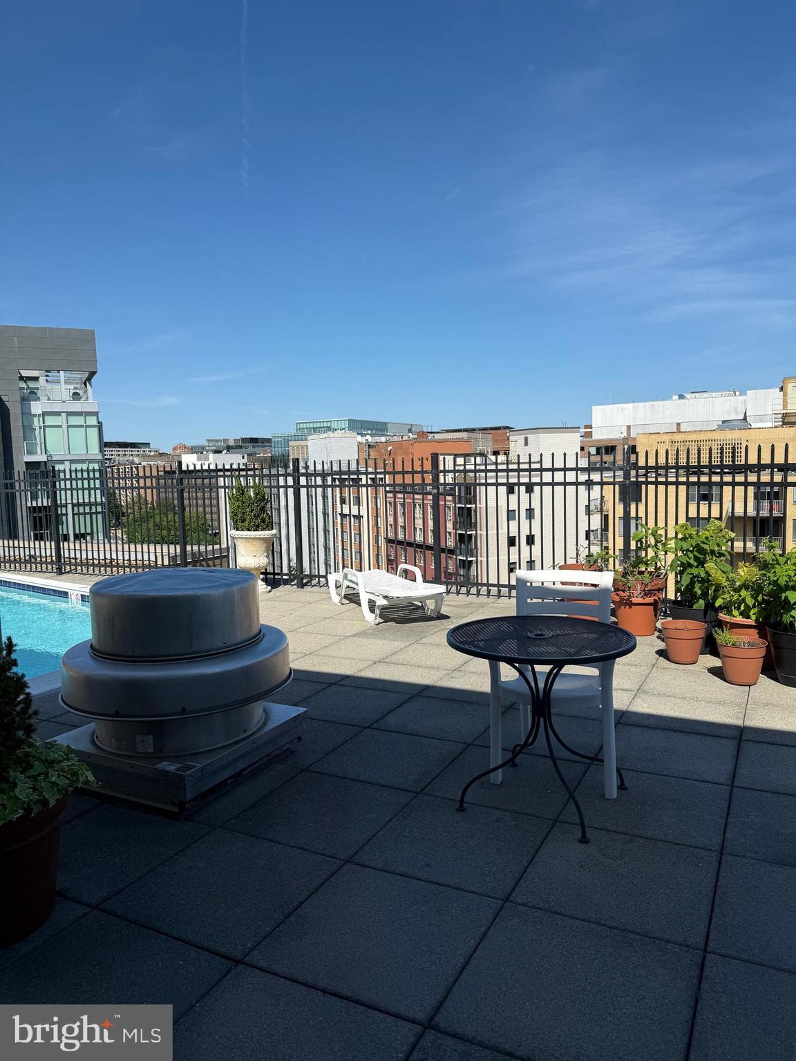 WEST END - Residential Lease