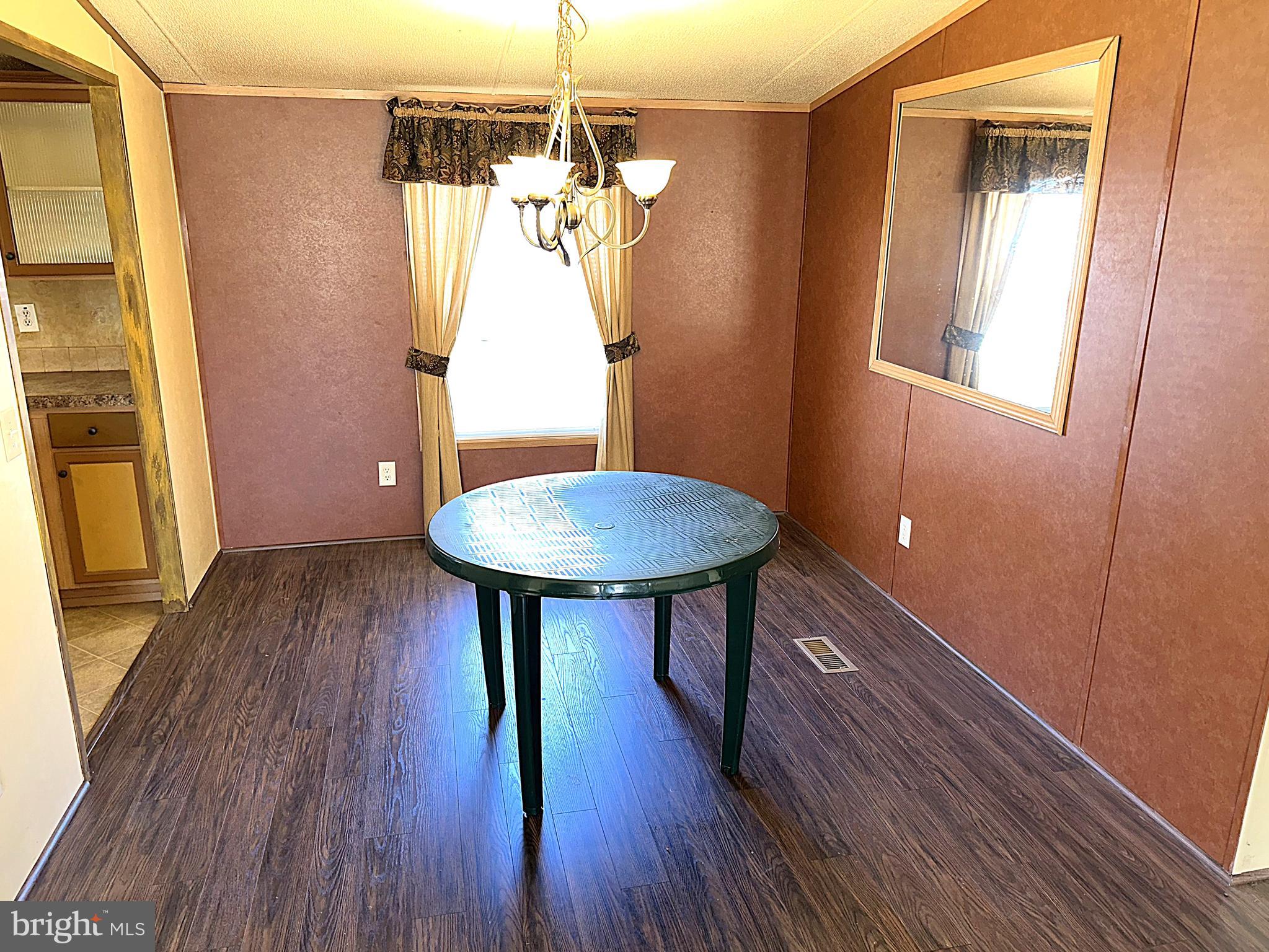 PHEASANT RIDGE - Residential