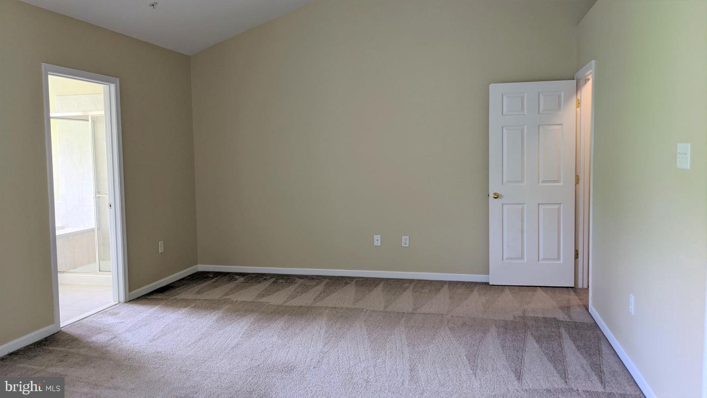 PINEY ORCHARD - Residential Lease