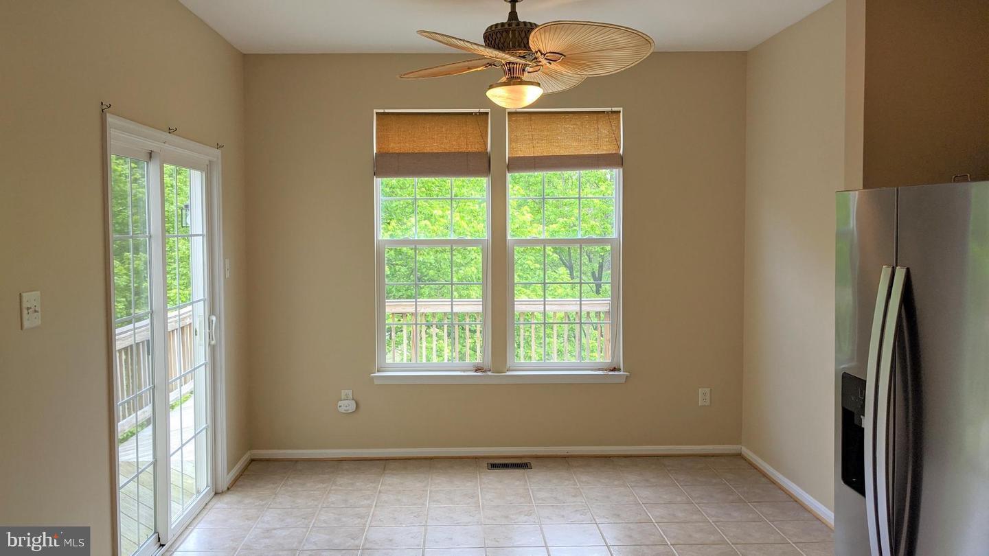 PINEY ORCHARD - Residential Lease