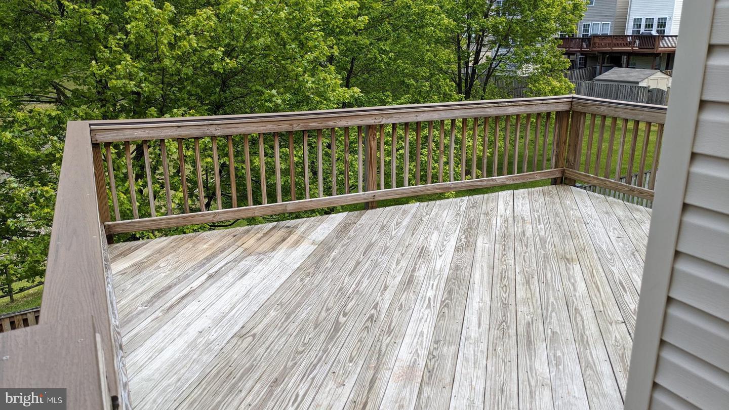 PINEY ORCHARD - Residential Lease