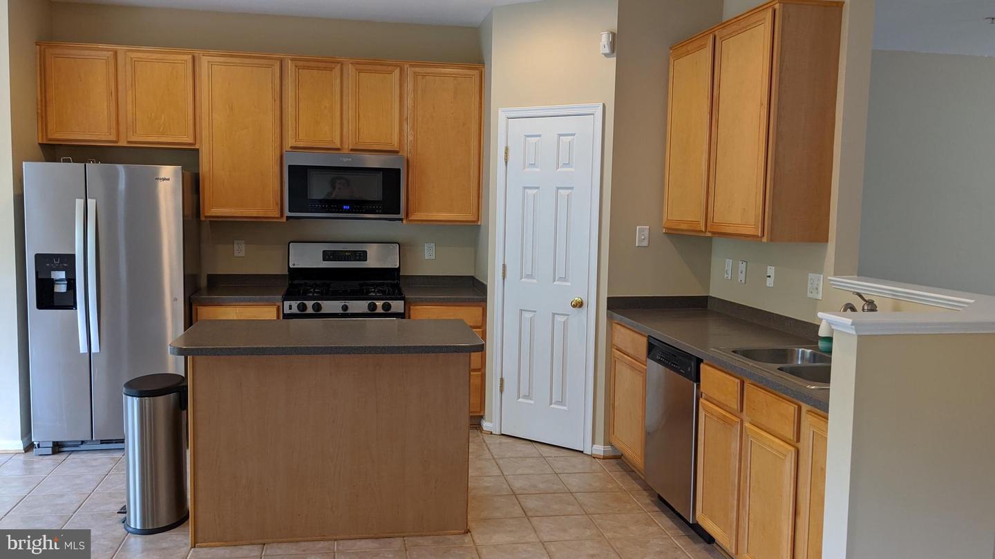 PINEY ORCHARD - Residential Lease