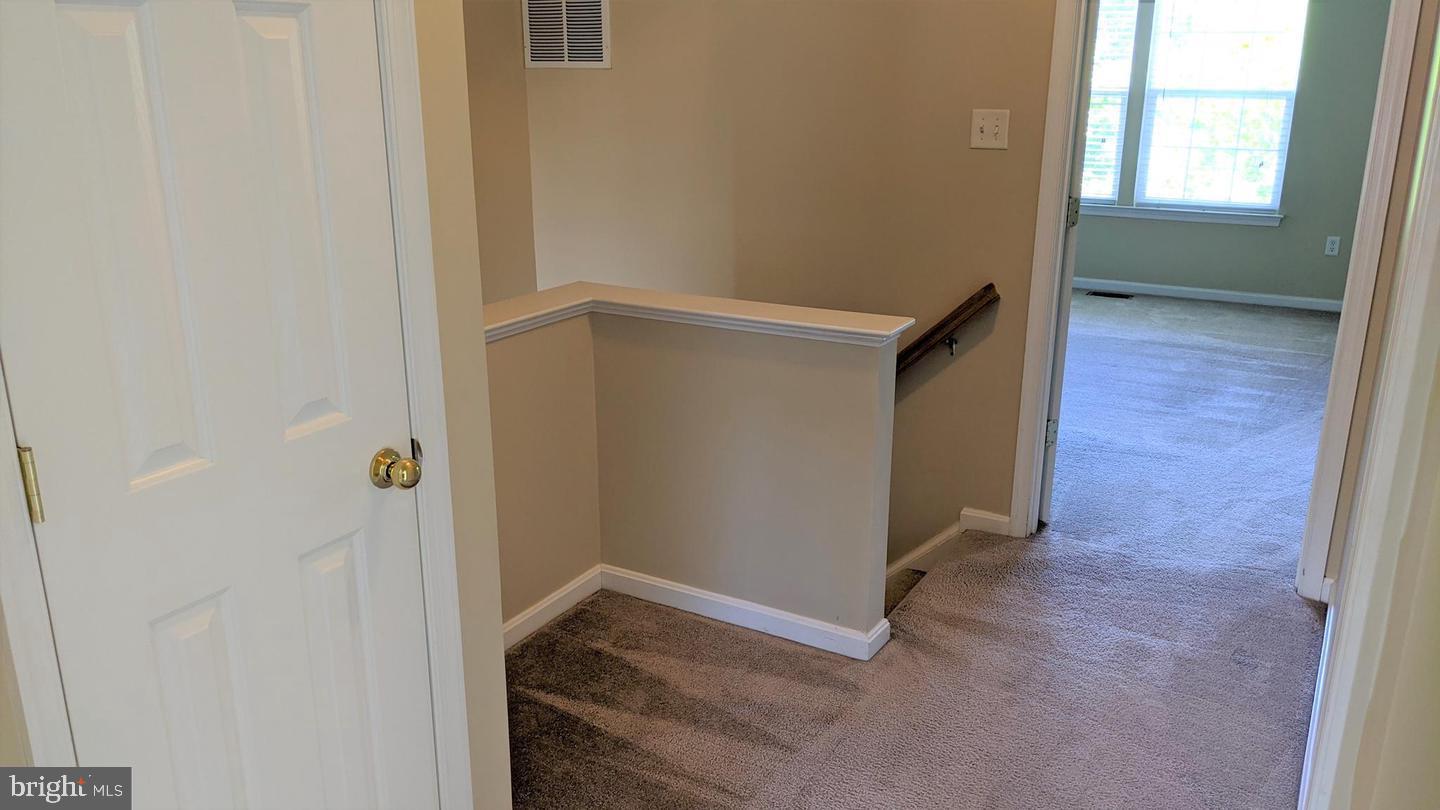 PINEY ORCHARD - Residential Lease