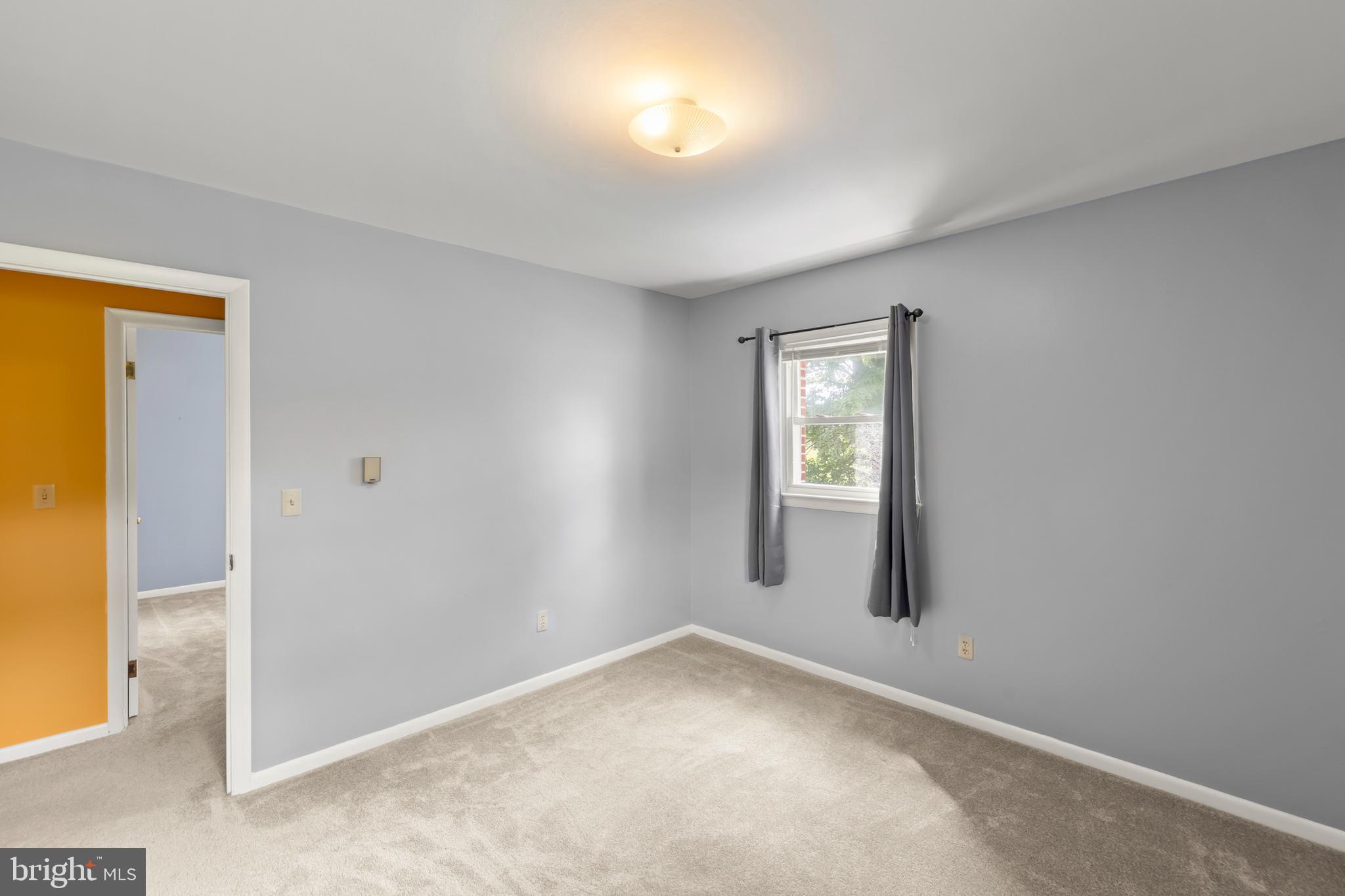 SUNRISE SUMMIT - Residential