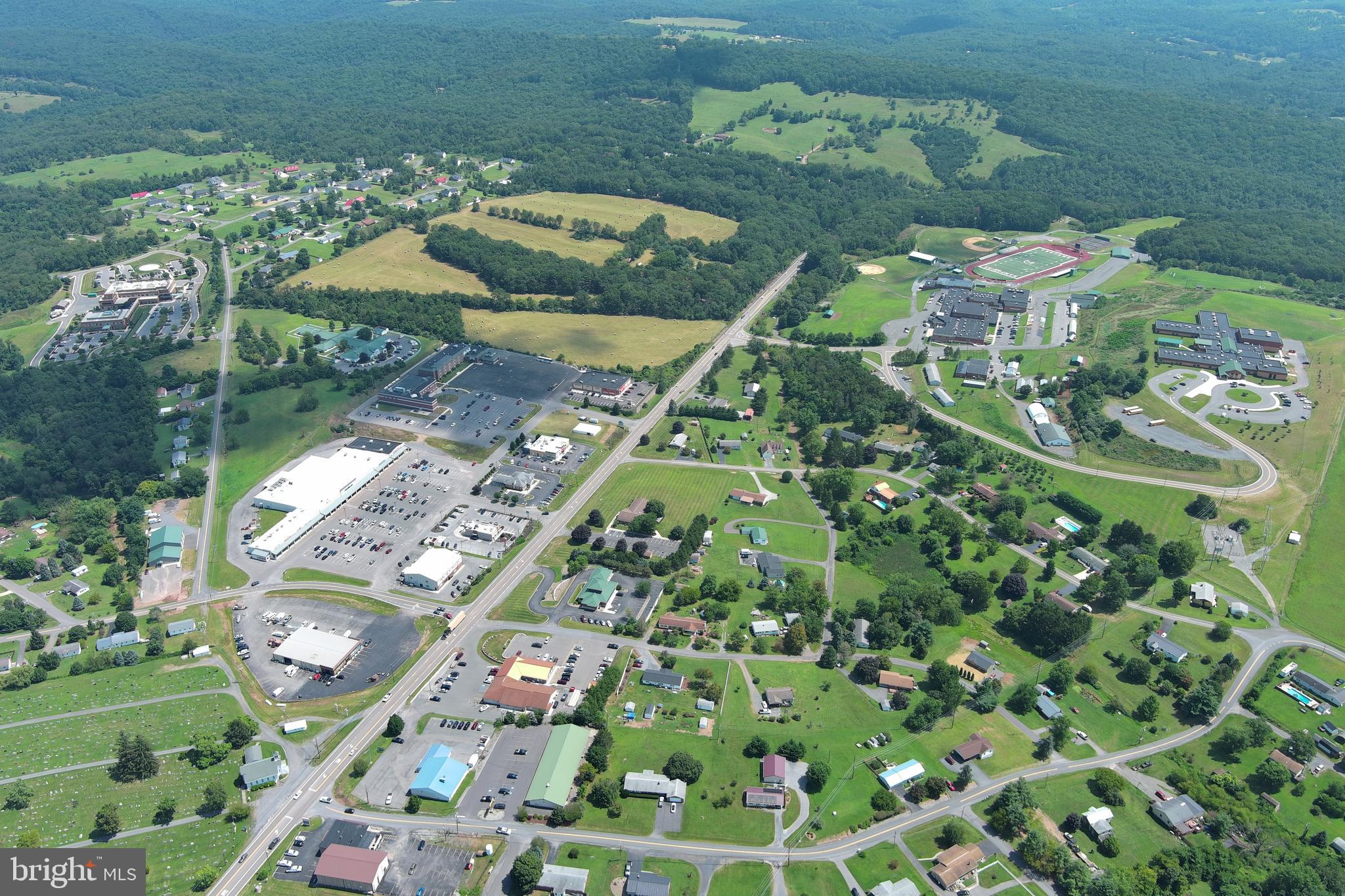 SUNRISE SUMMIT - Residential