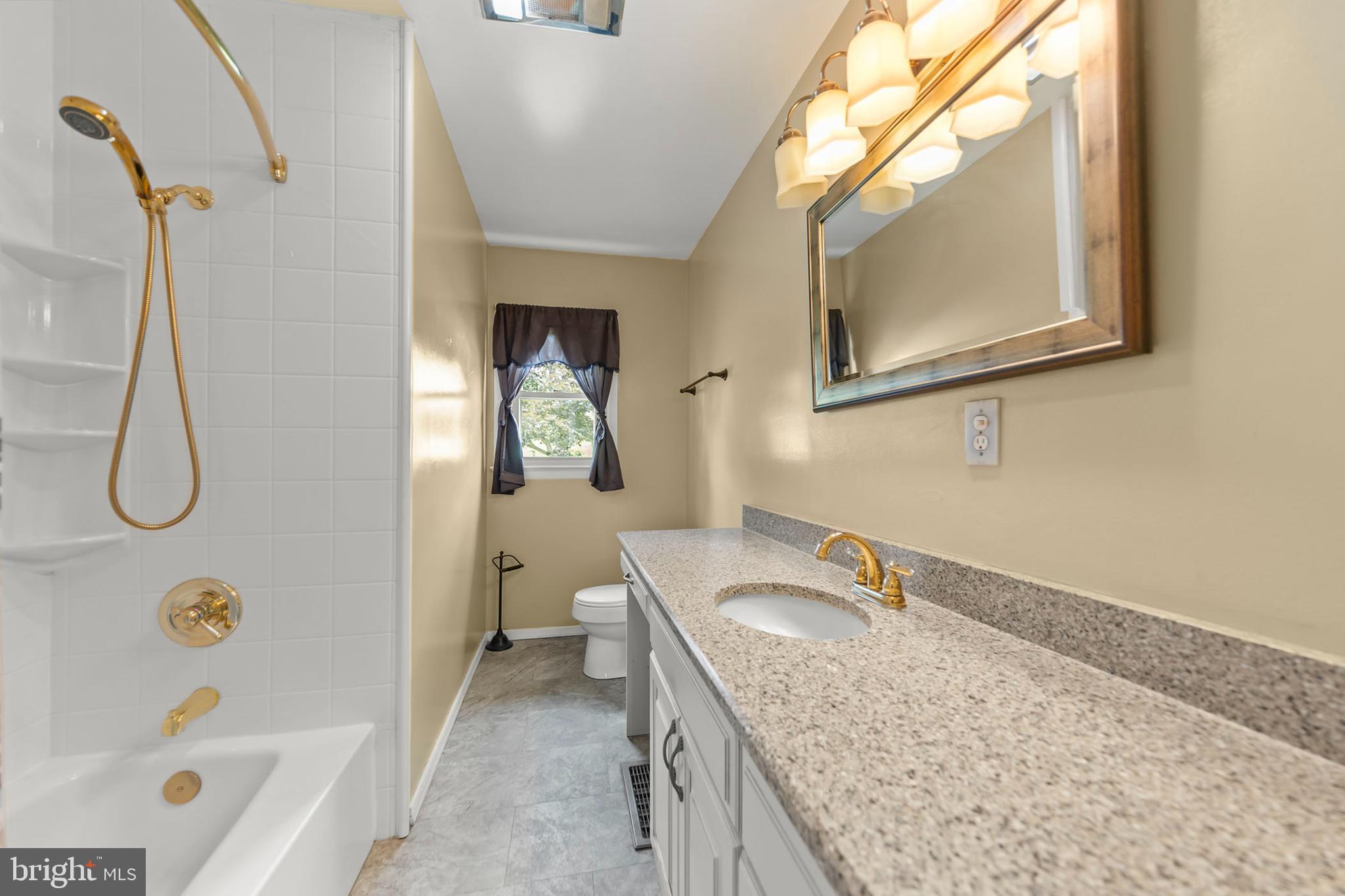 SUNRISE SUMMIT - Residential