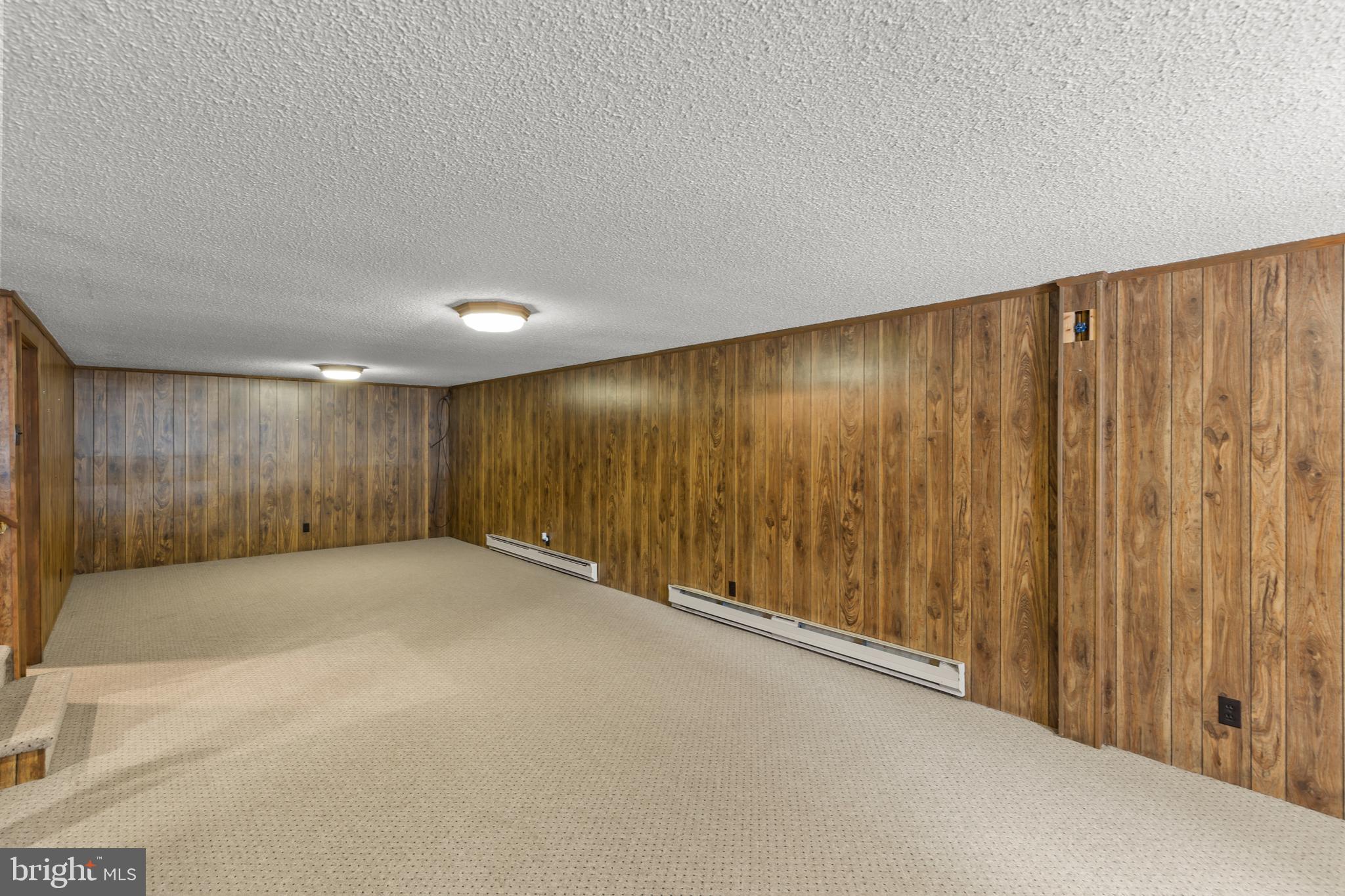 SUNRISE SUMMIT - Residential