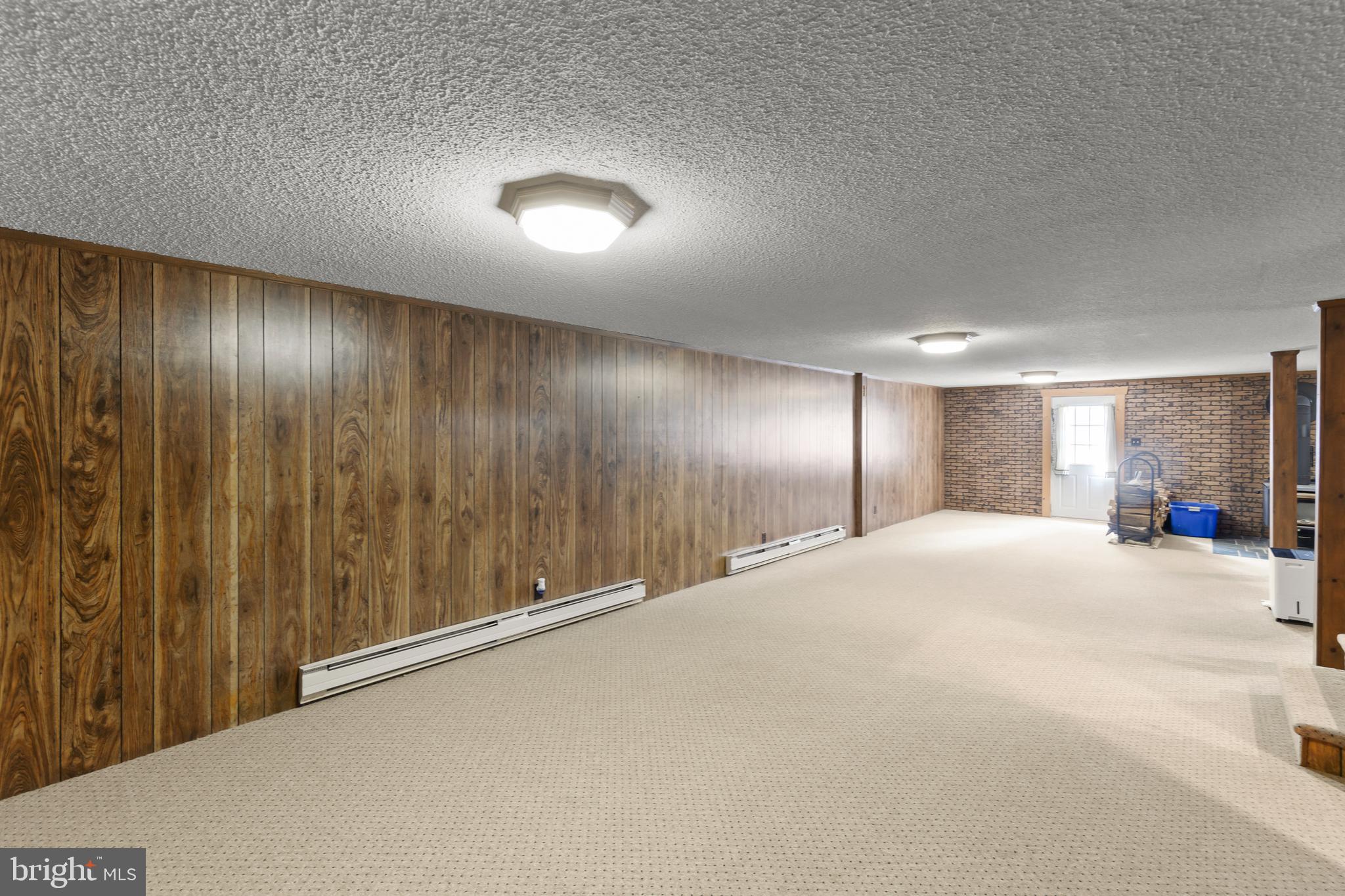 SUNRISE SUMMIT - Residential