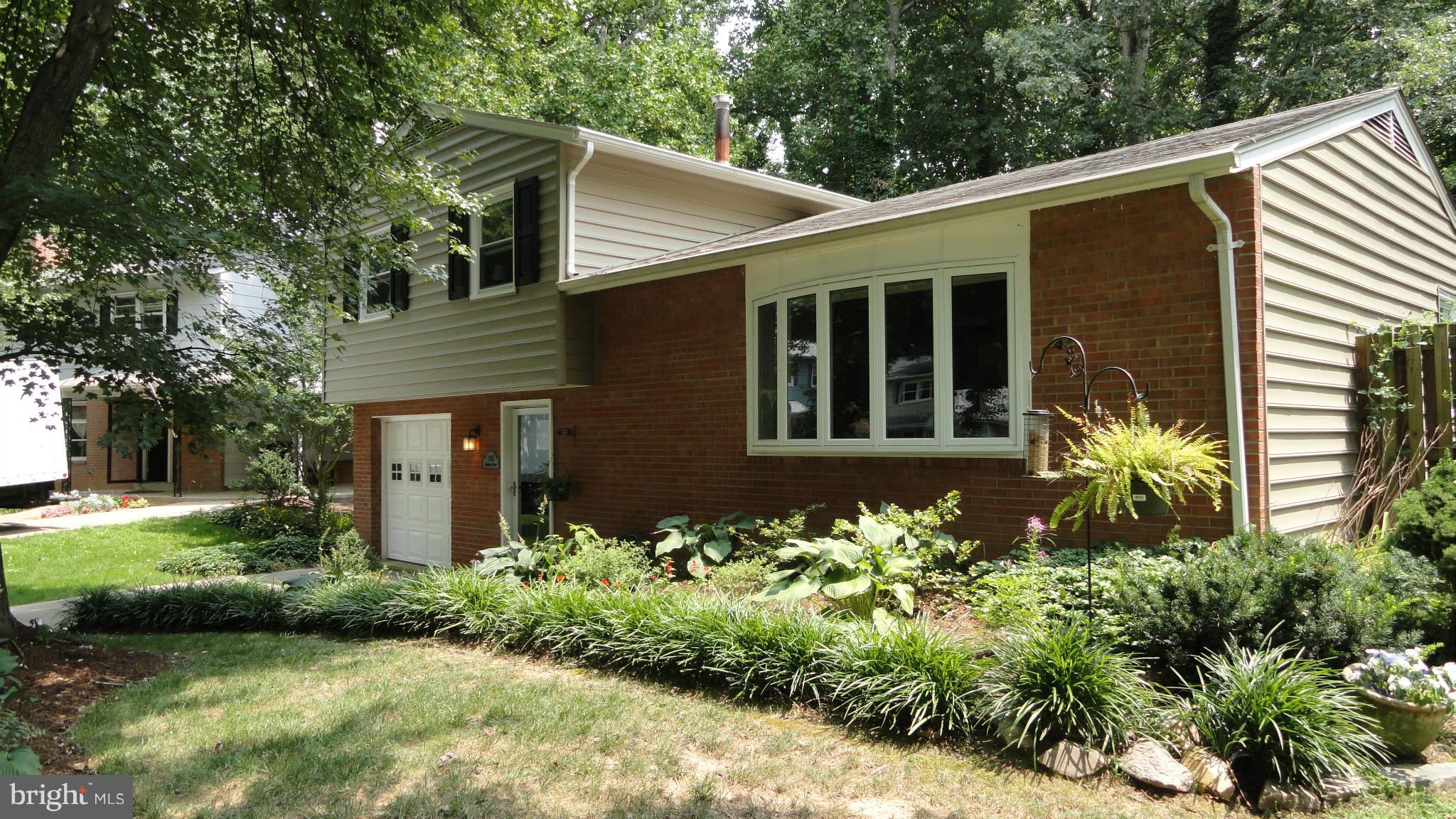 ROLLING VALLEY - Residential