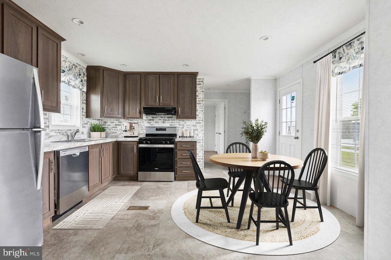 TWIN BROOK MHP - Residential