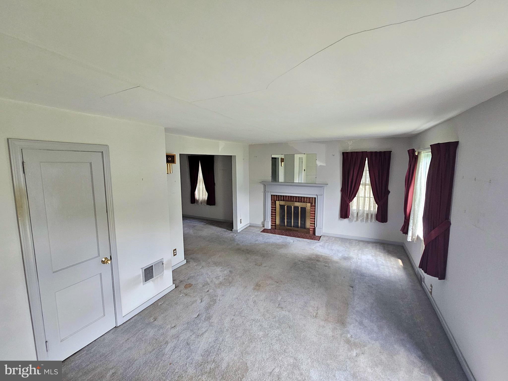 1506 CARLISLE ROAD