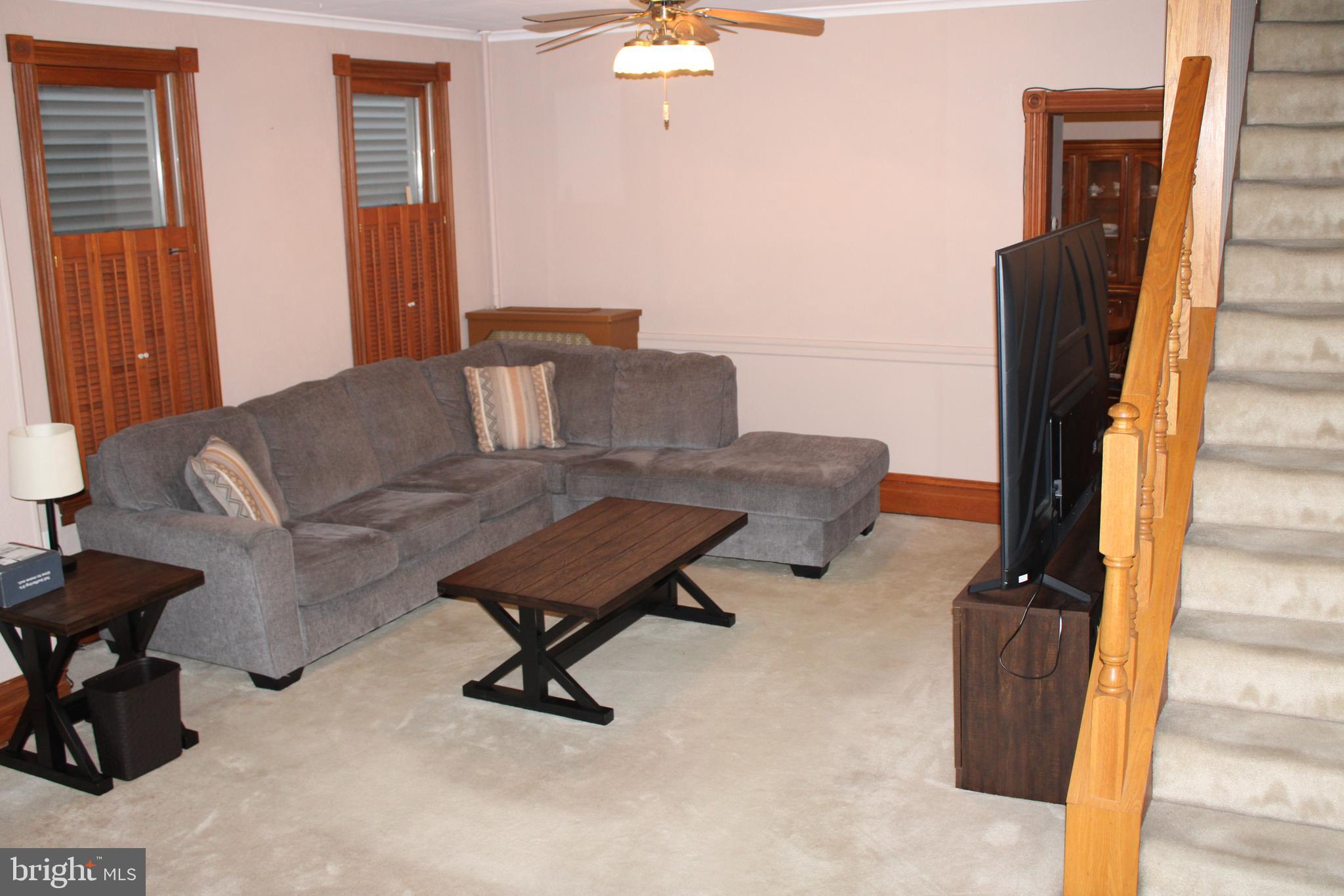 EAST END - Residential