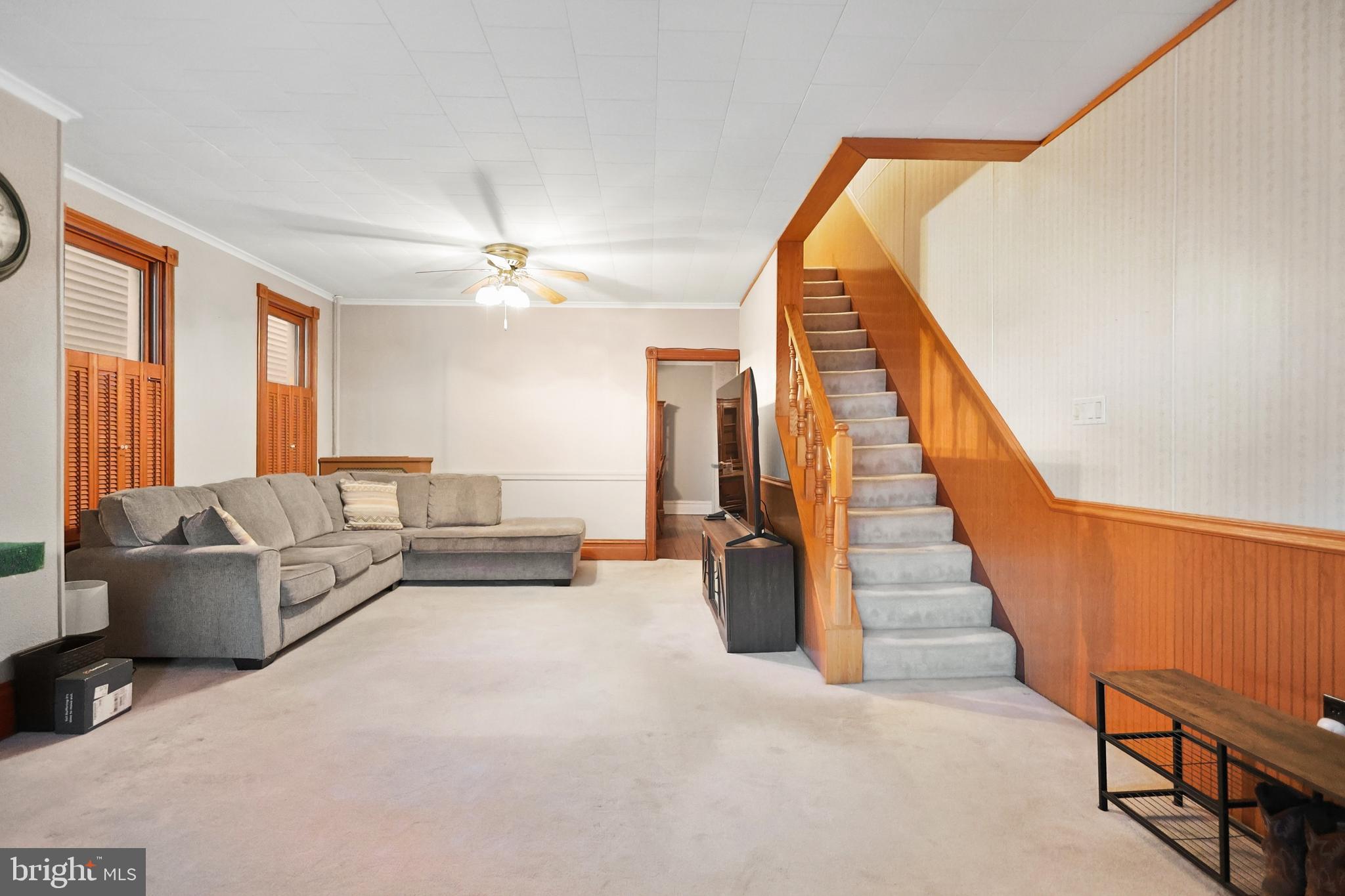 EAST END - Residential