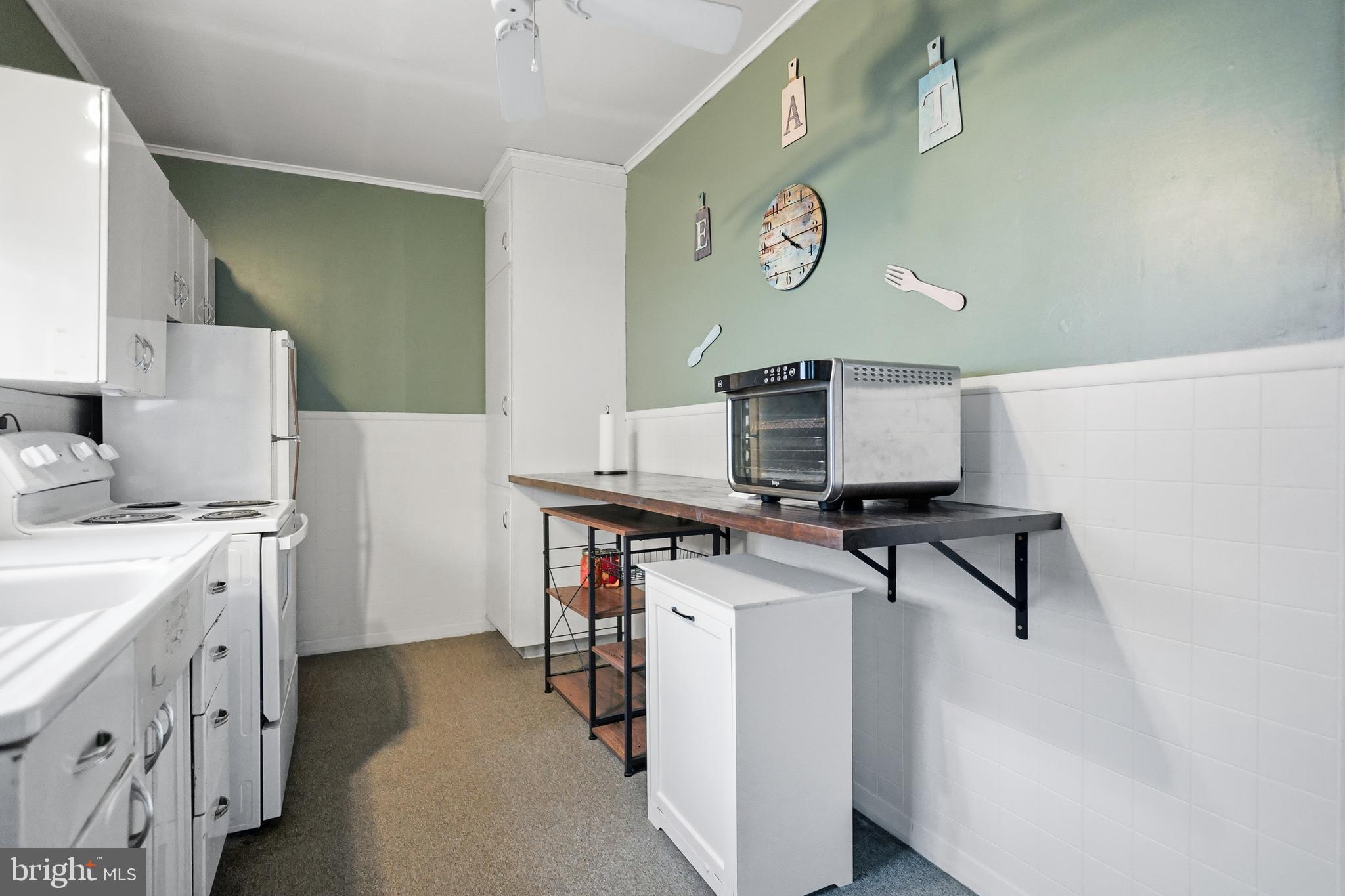 EAST END - Residential