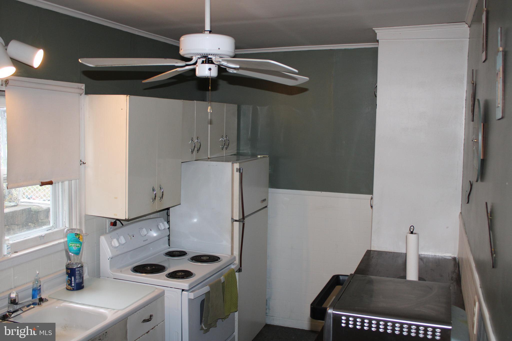 EAST END - Residential