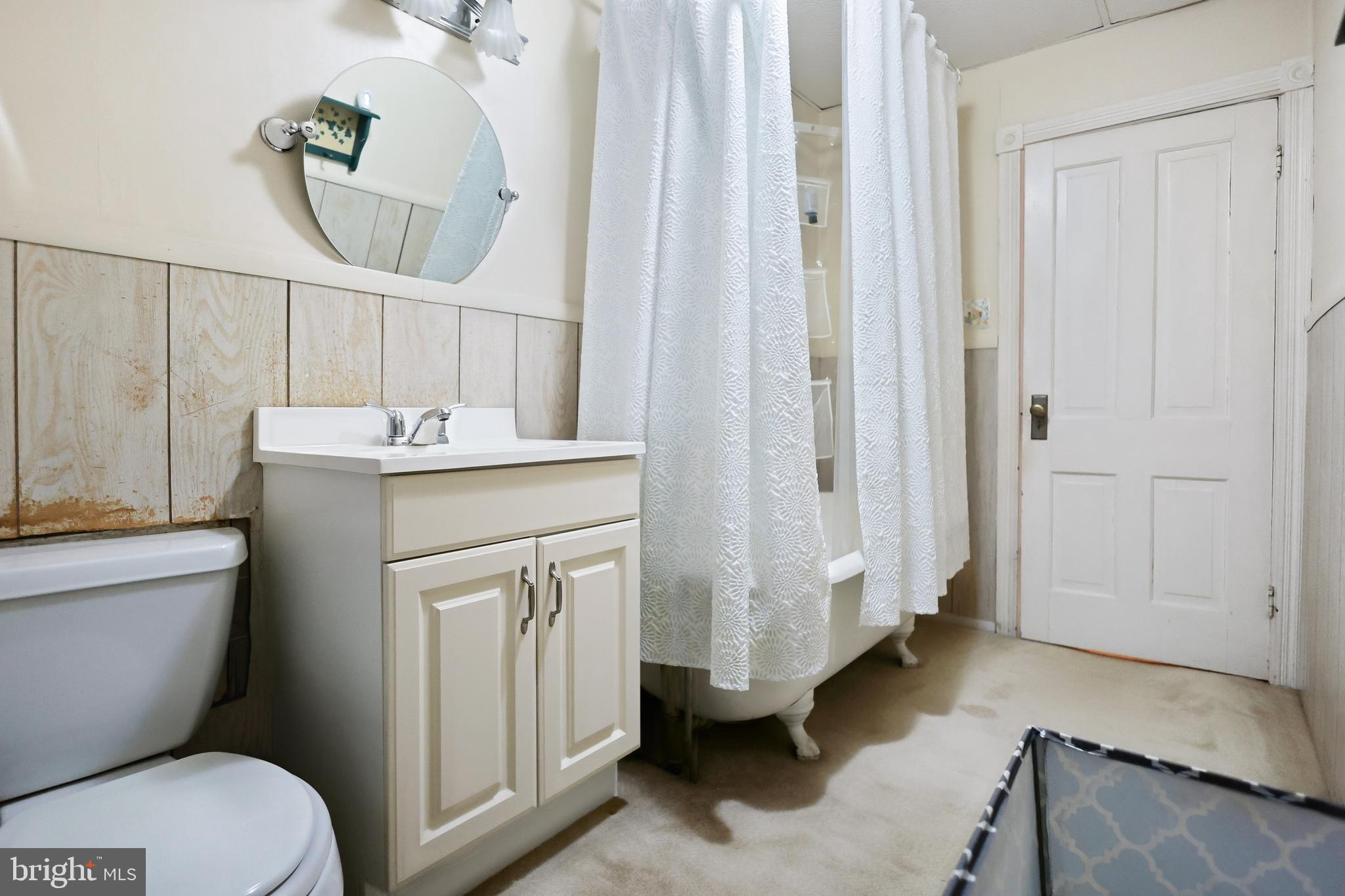 EAST END - Residential