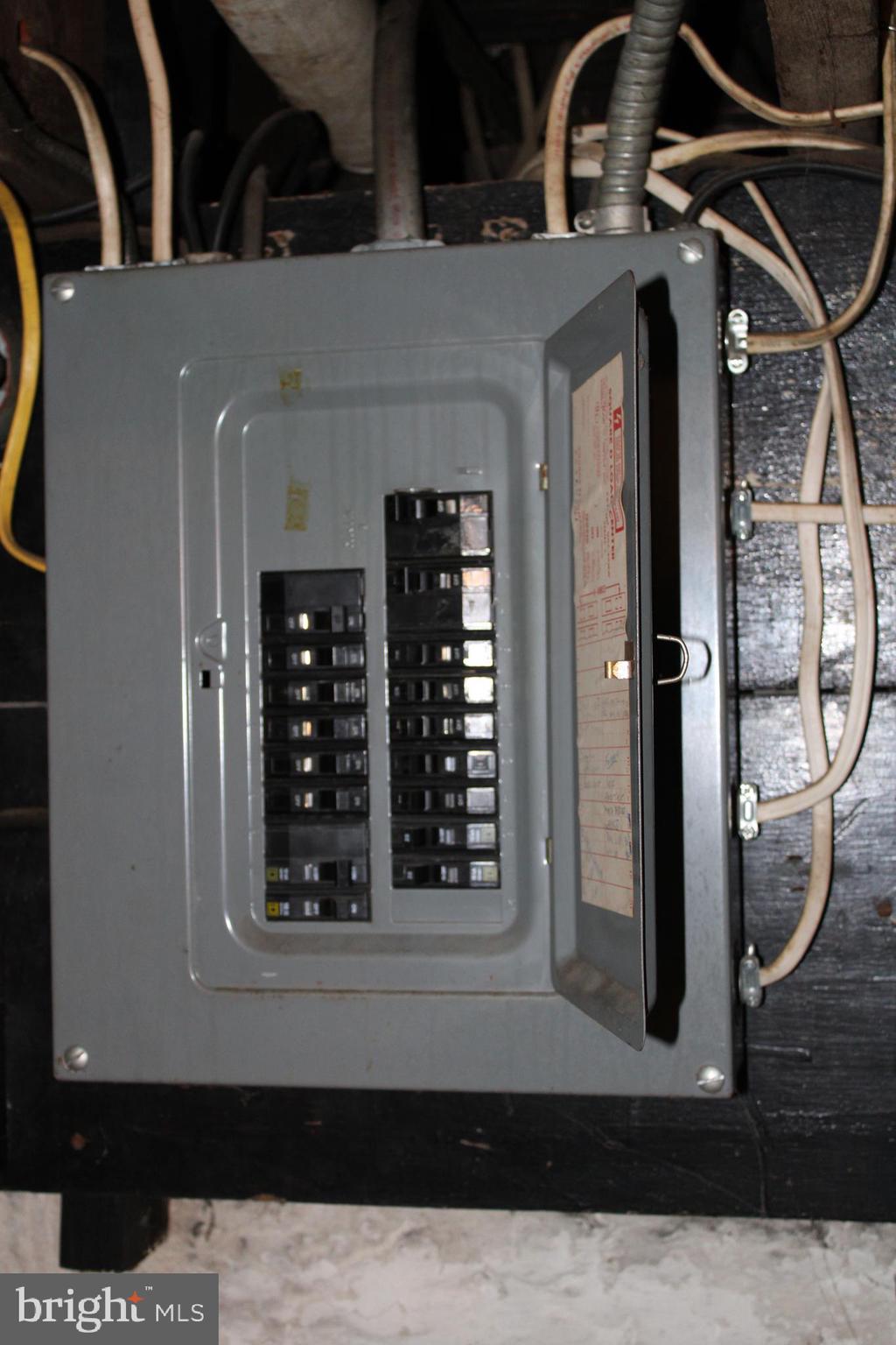 EAST END - Residential