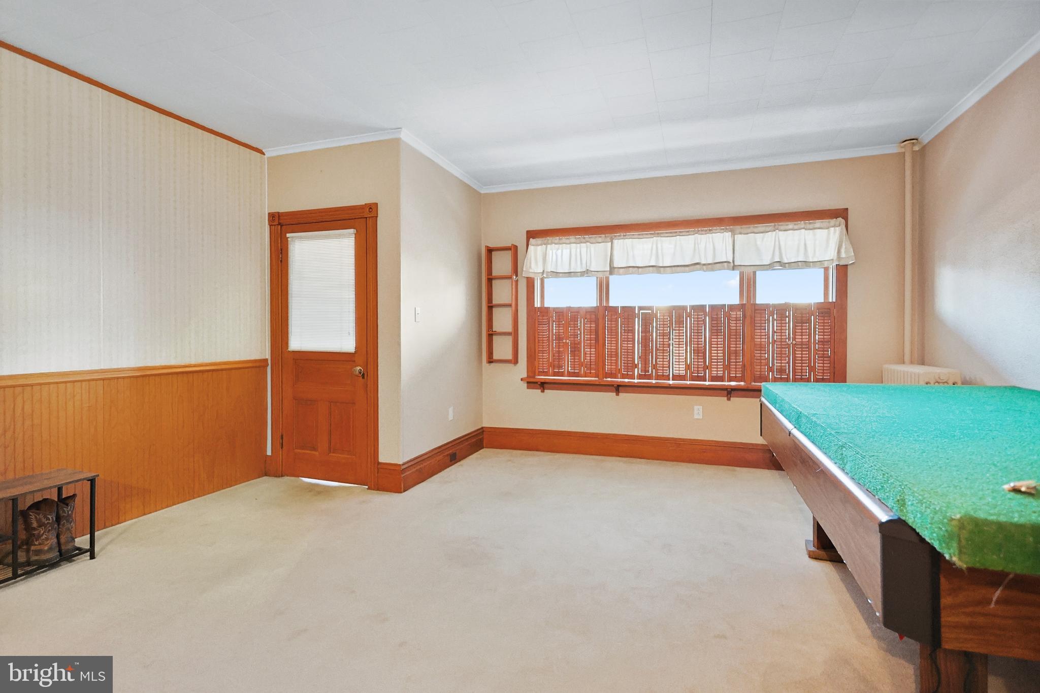 EAST END - Residential