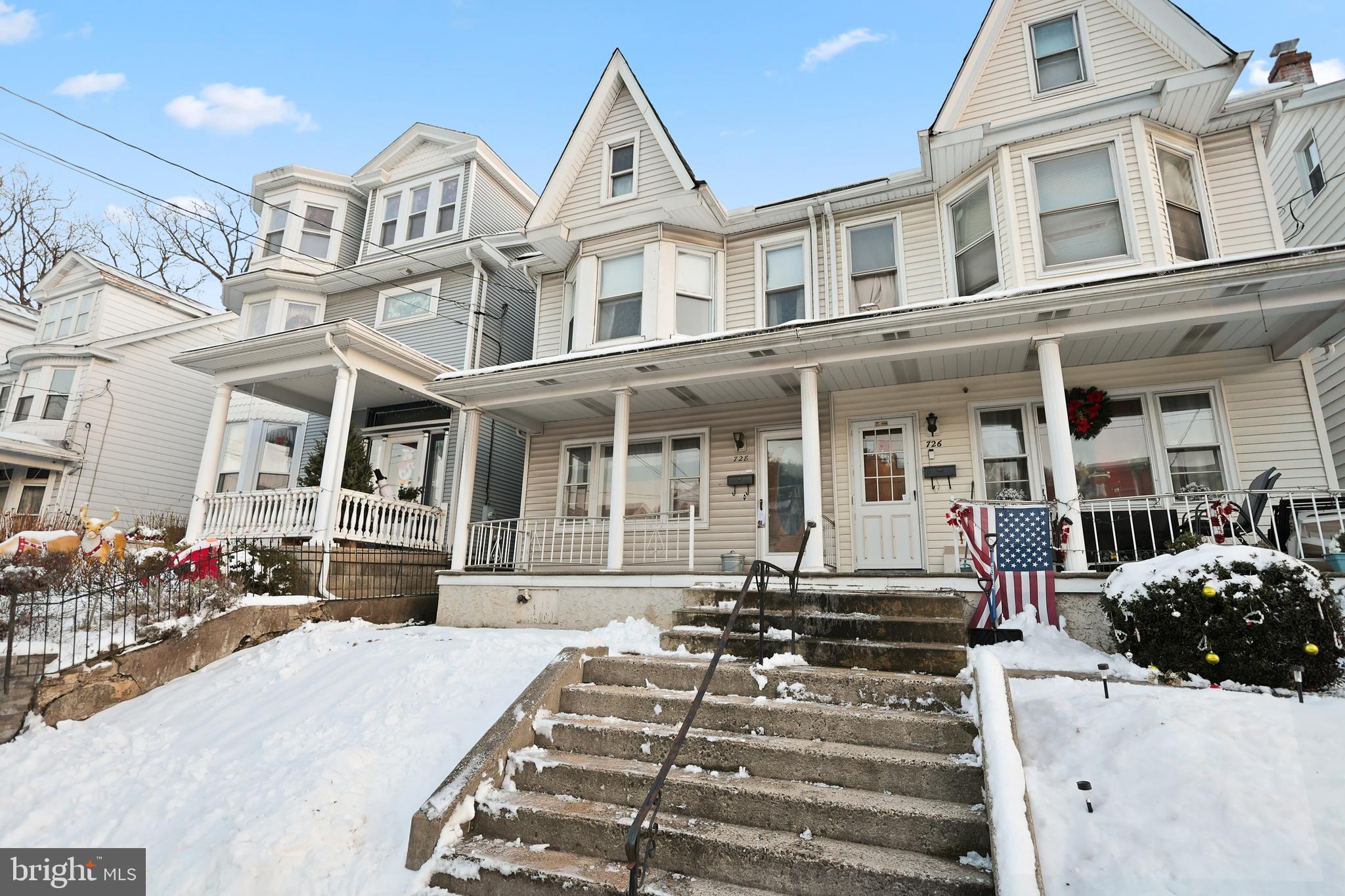 EAST END - Residential