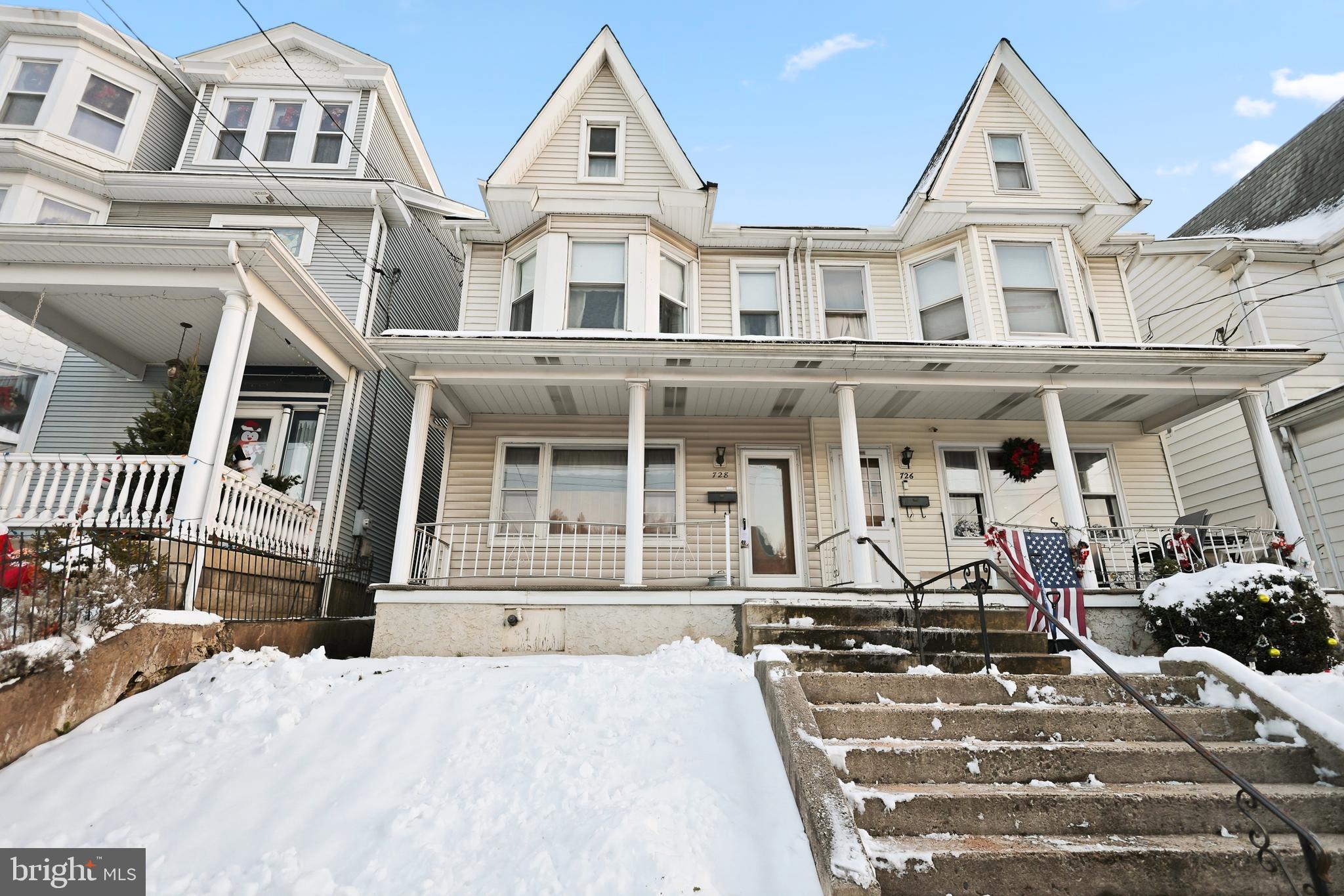 EAST END - Residential