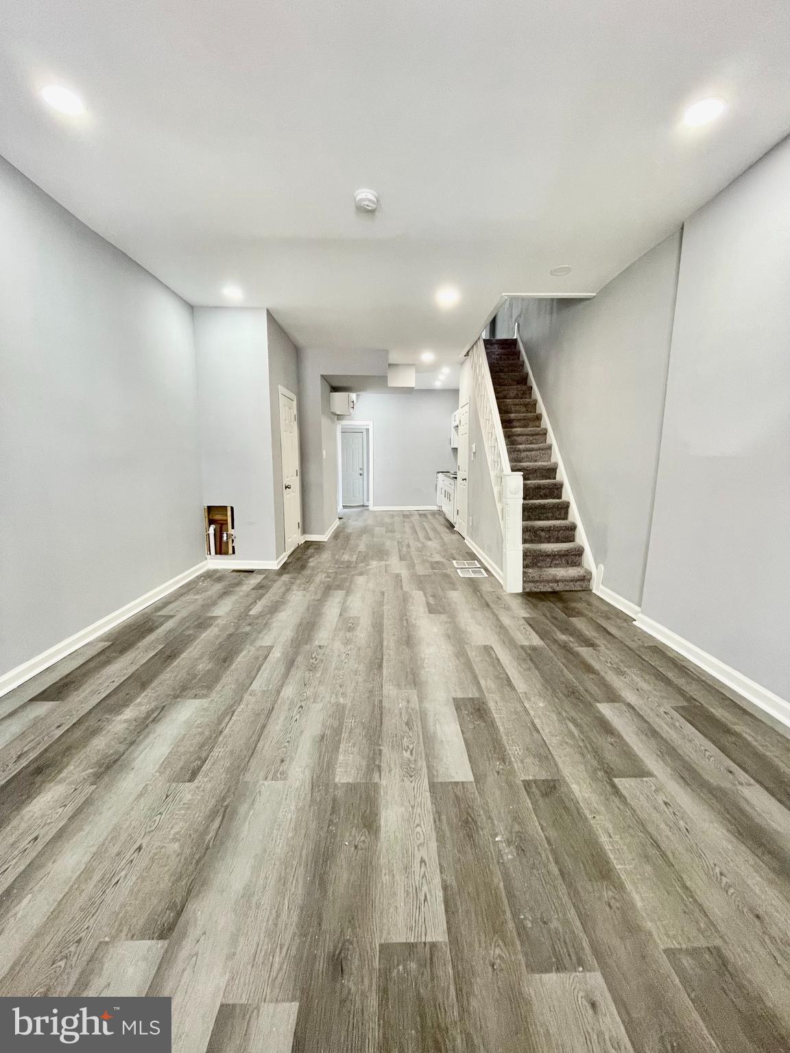 PHILADELPHIA (SOUTHWEST) - Residential Lease