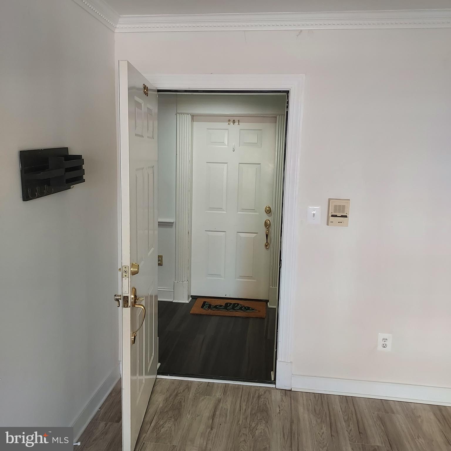 610 MADISON STREET 200