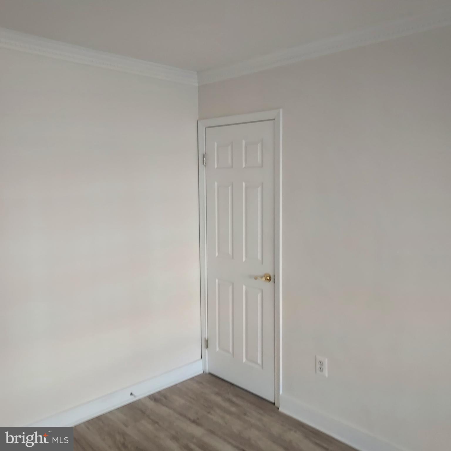 610 MADISON STREET 200
