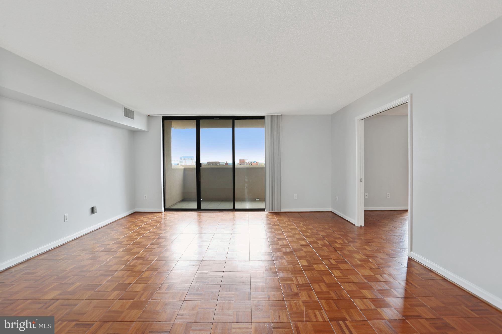 THE REPRESENTATIVE - Residential Lease