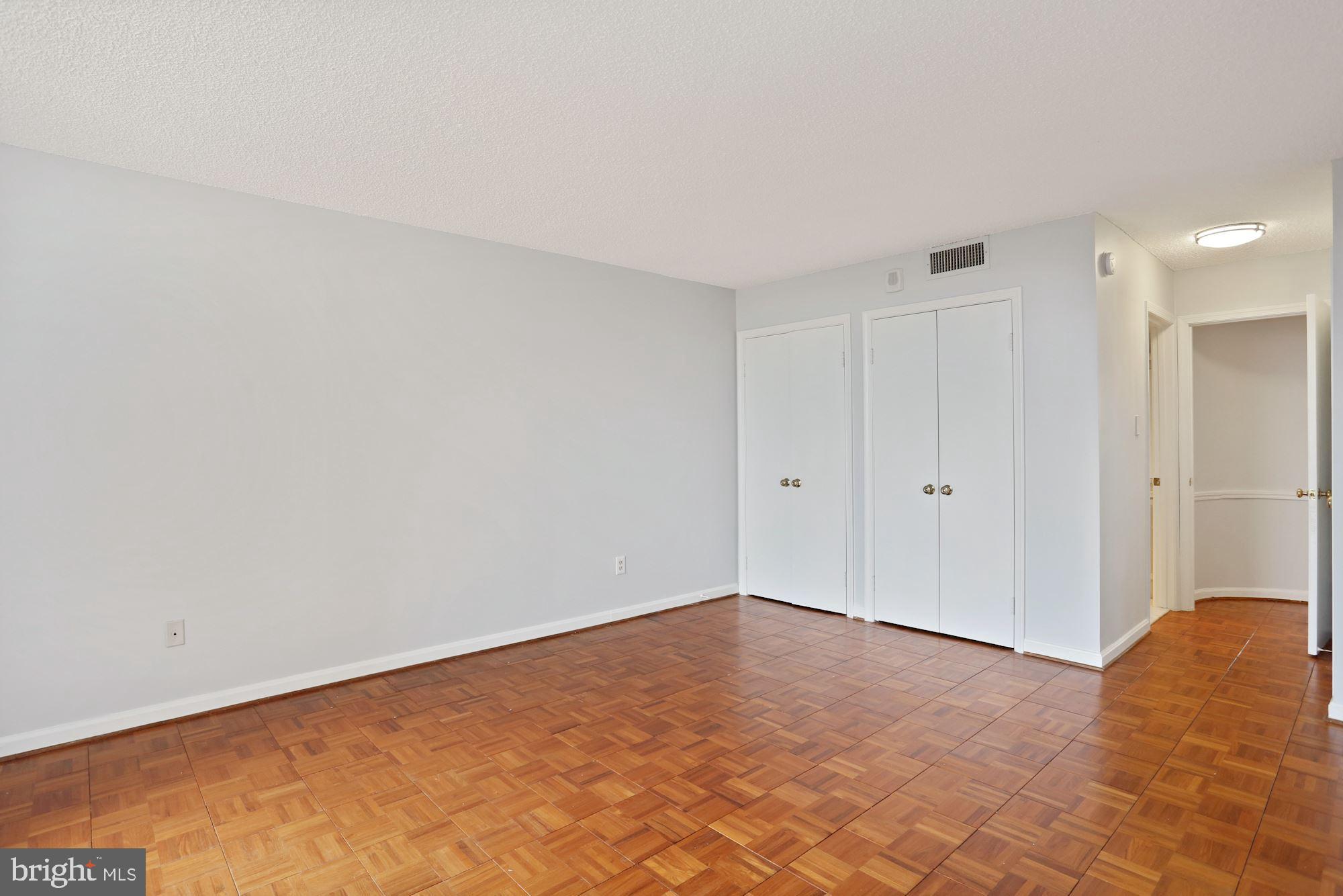 THE REPRESENTATIVE - Residential Lease