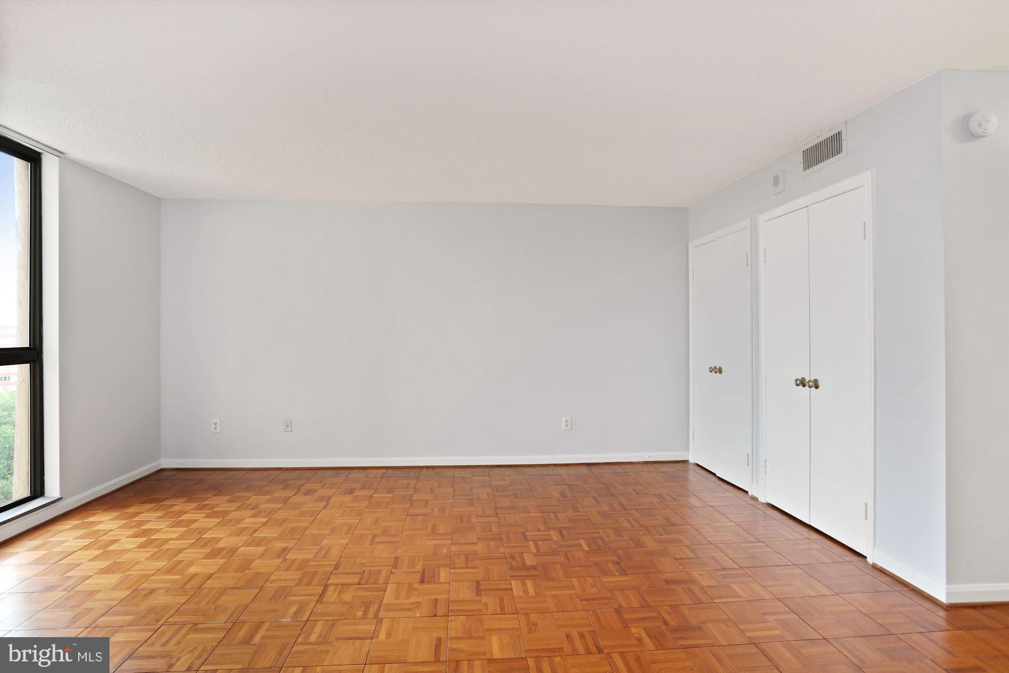 THE REPRESENTATIVE - Residential Lease