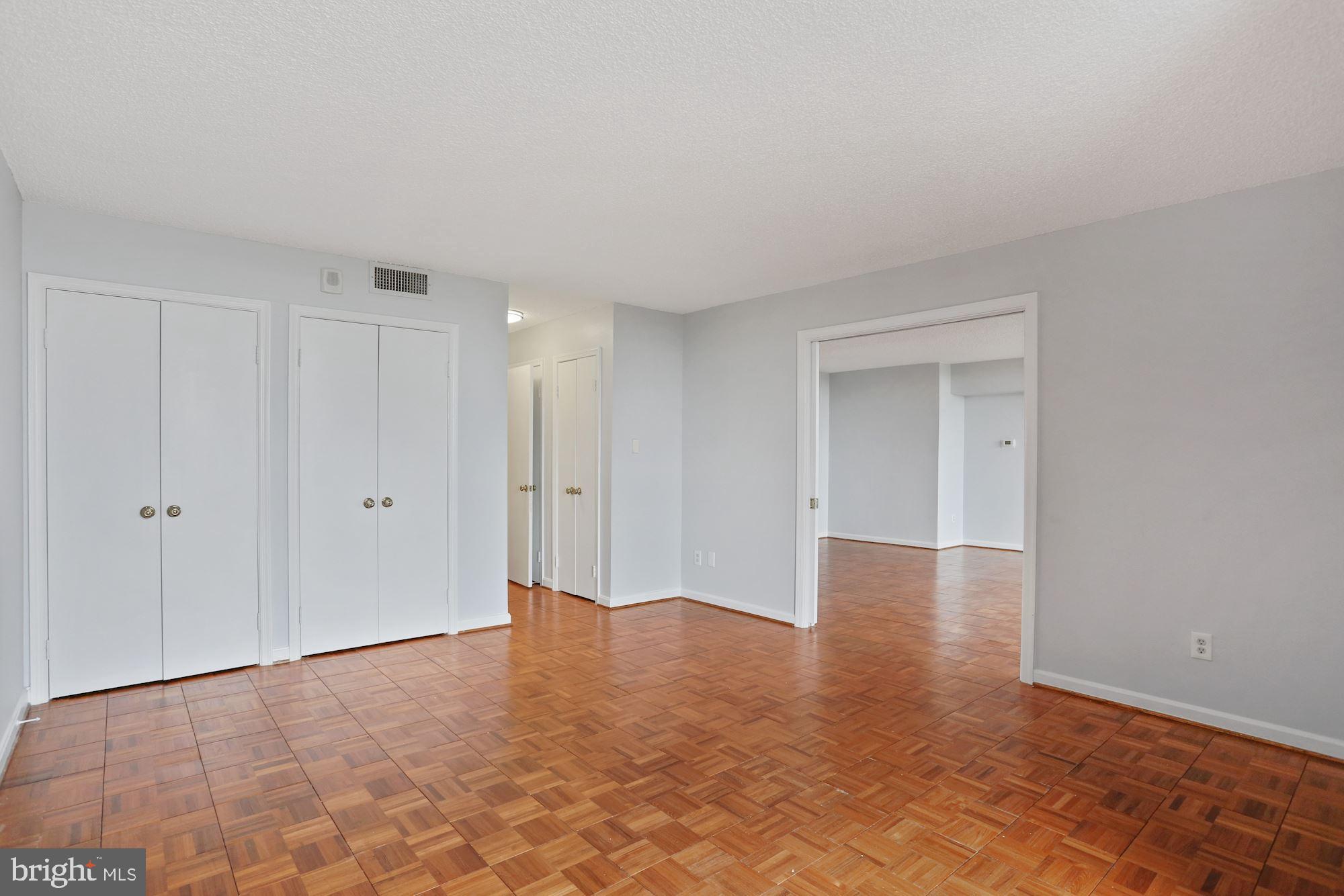 THE REPRESENTATIVE - Residential Lease