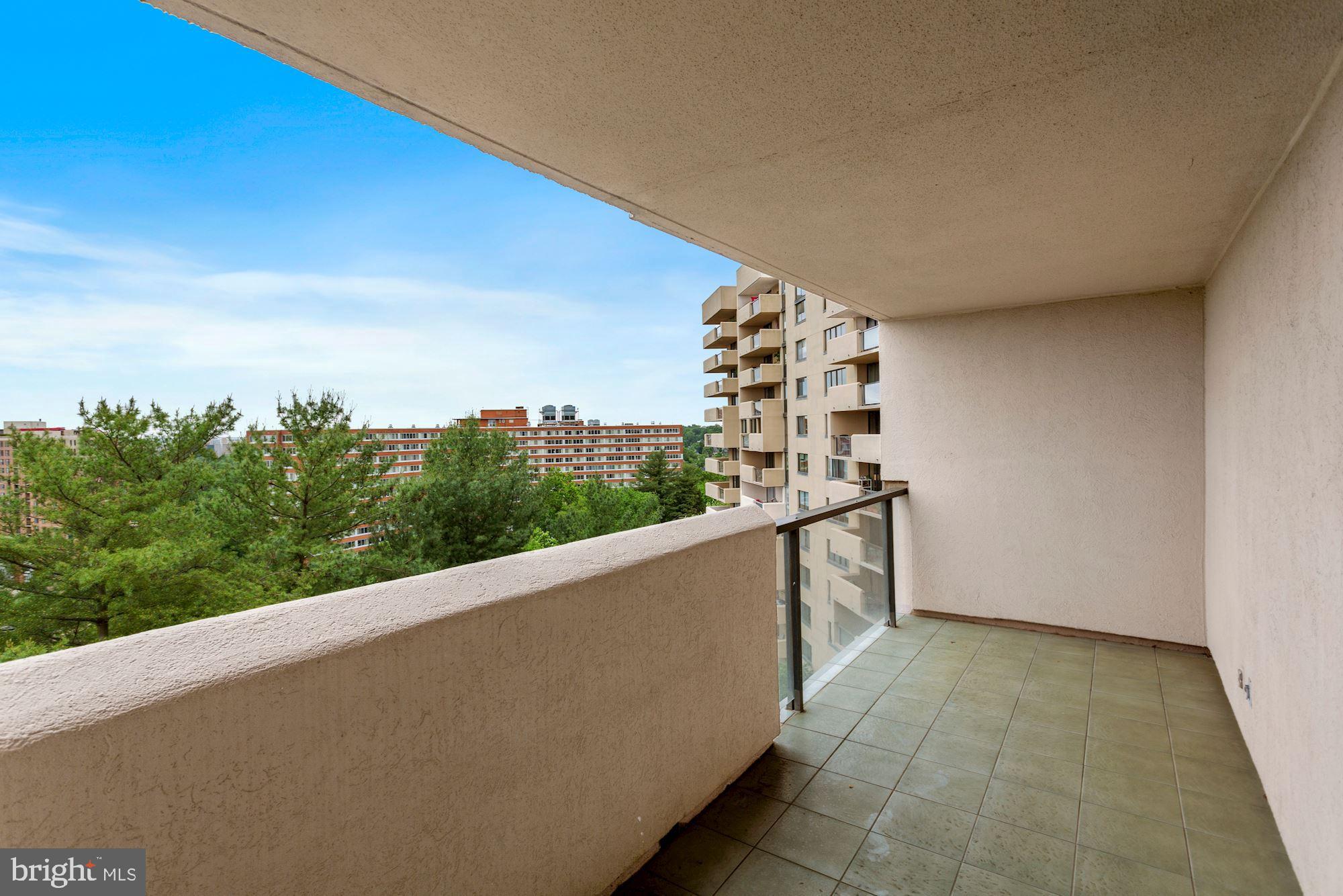 THE REPRESENTATIVE - Residential Lease