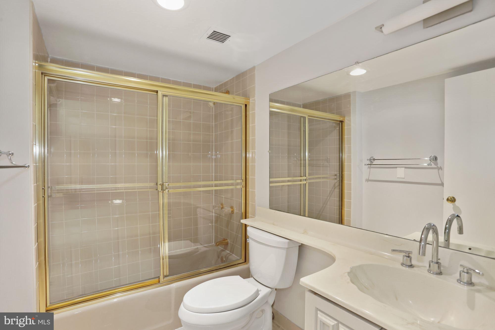 THE REPRESENTATIVE - Residential Lease