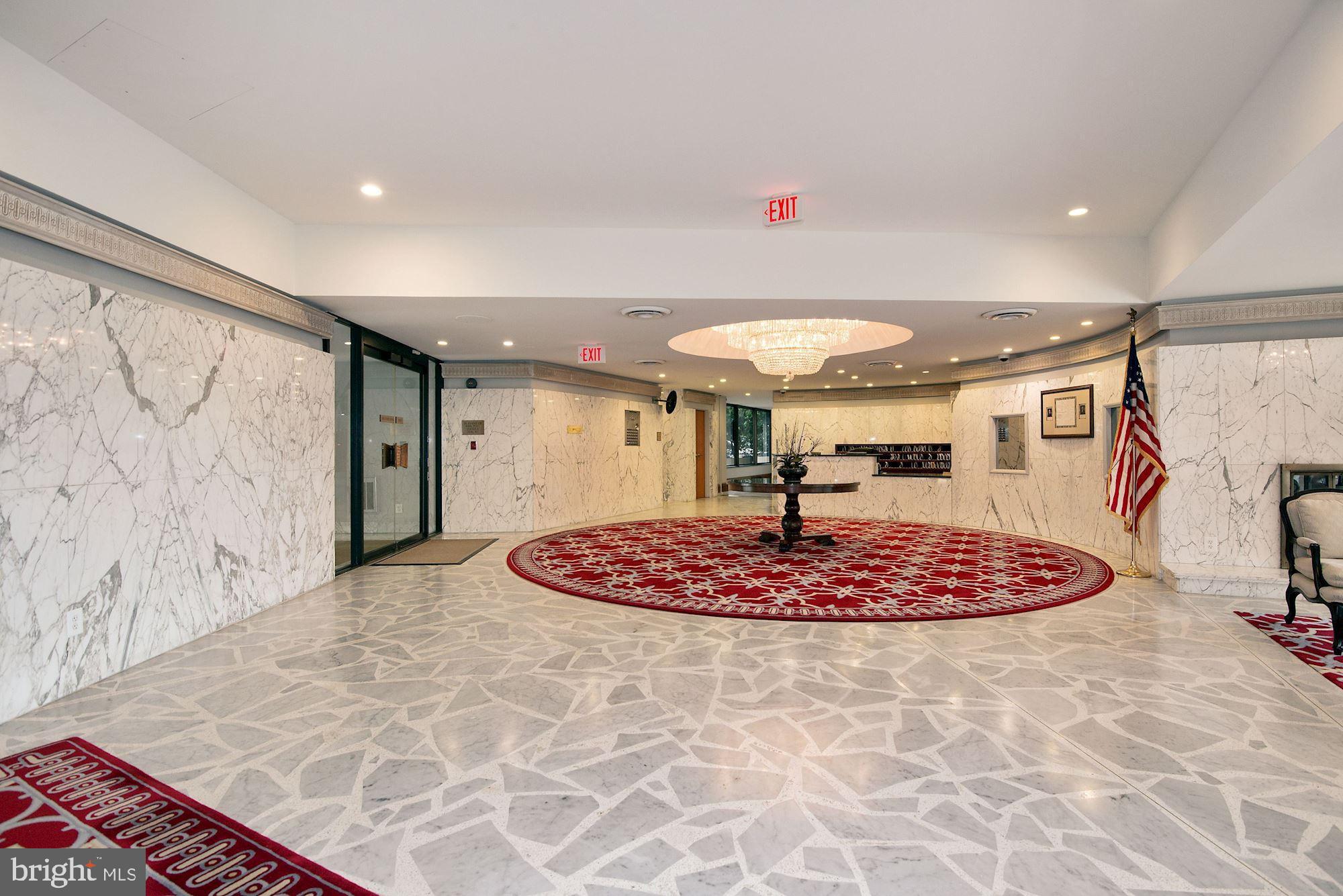 THE REPRESENTATIVE - Residential Lease