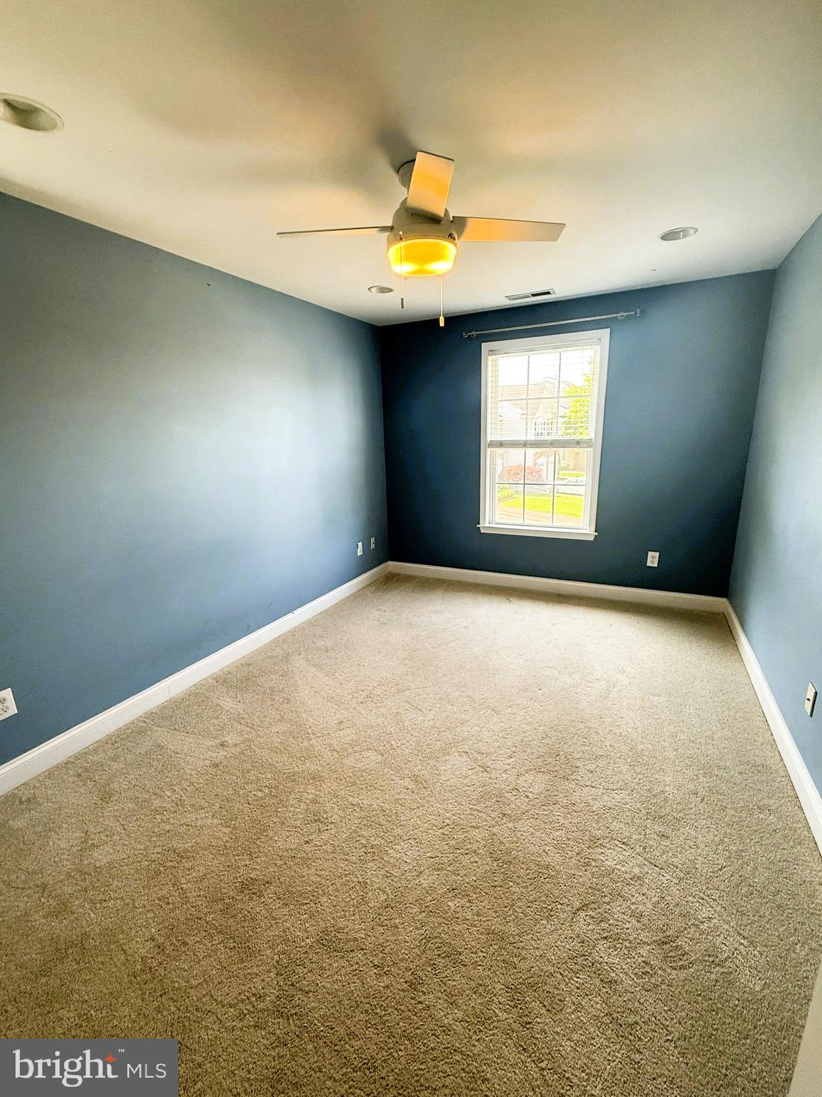 WILTSHIRE WALK - Residential Lease