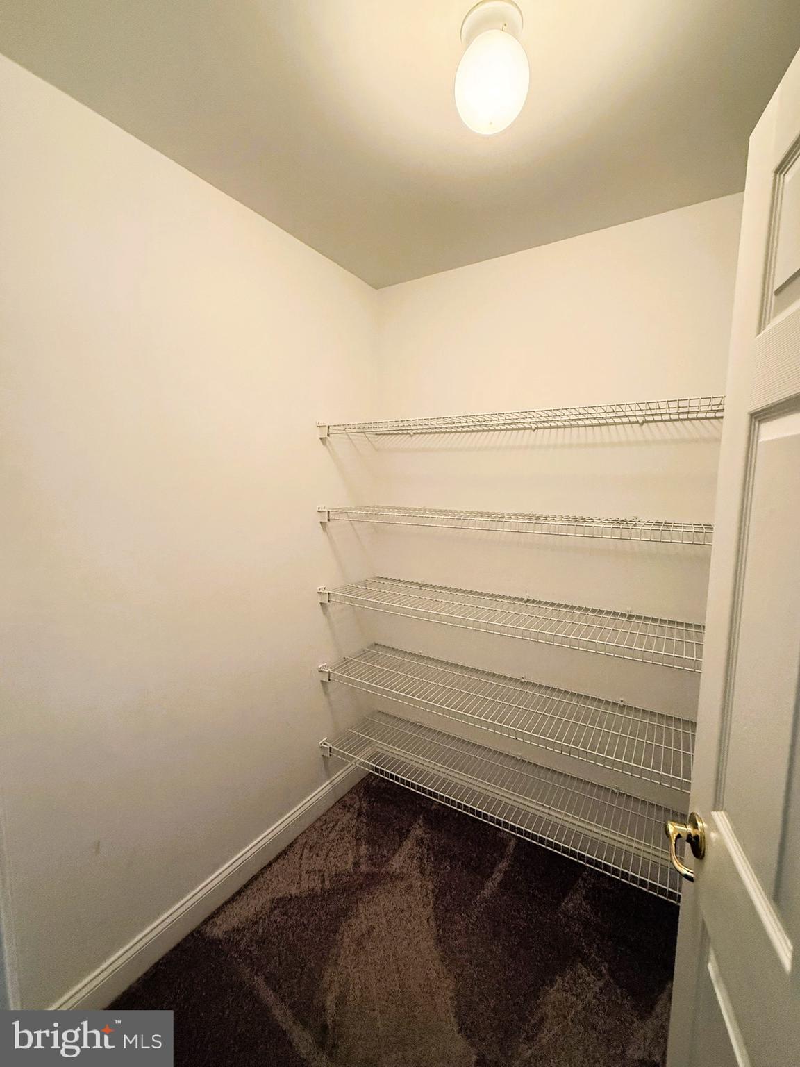 WILTSHIRE WALK - Residential Lease