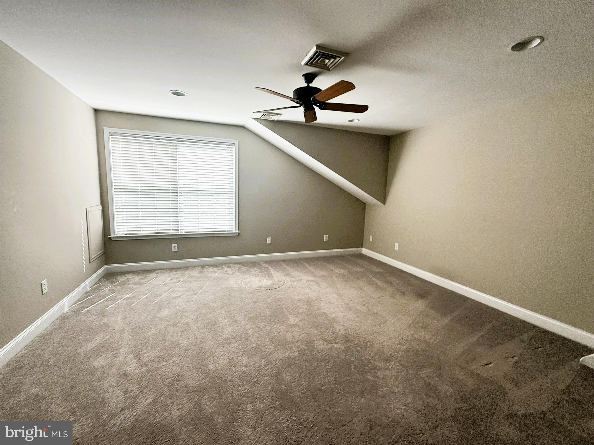 WILTSHIRE WALK - Residential Lease