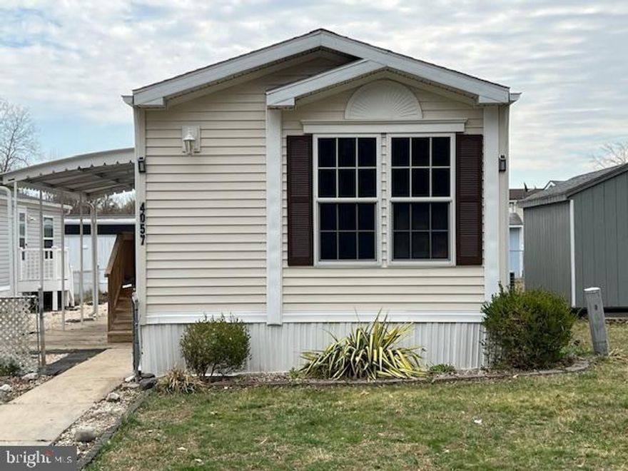 2 MONTHS FREE GROUND RENT.  FINANCE WITH WARFIELD FINANCIAL SERVICES GET 4 MONTHS FREE RENT.      HIGH END RENOVATED 2006 MARLETTE 14 X 70 2BD 2BA HOME.  NO HOME ON OPPOSITE SIDE OF THE STREET WITH EXTRA PARKING WITH WOODS VIEW.     POPULAR OPEN FLOOR PLAN WITH BEDROOMS ON EACH END WITH EXTRA SPACE WITH  NO HALLWAYS.     UPGRADES INCLUDE HIGH END STAINLESS STEEL DOUBLE CONVECTION OVEN WITH AIR- FRYER WHERE YOU CAN COOK  2 THINGS AT ONCE.   NEW DISHWASHER.  NEW DOUBLE SINK .   FRESHLY PAINTED THROUGH-OUT.    NEW BLINDS.  HIGH END LAMINATE THROUGH OUT THE ENTIRE HOME.    NEW FAUCETS AND CEILING FANS.  FRESHLY STAINED DECK & STEPS.  UPGRADED LIGHTING.  LED LIGHTS IN BATHROOMS WITH BLUE TOOTH SPEAKER SO AS YOU ARE GETTING READY  FOR A NIGHT OUT YOU CAN PLAY MUSIC OF YOU CHOICE.   2 NEW TOILETS.   CELL PHONE RAPID CHARGERS INSTALLED.    YOUR PHONE GOES FROM DEAD TO FULLY CHARGED IN 10 MINUTES.    UPGRADED HIGH END FRONT STORM DOOR WITH GLASS.    GROUNT RENT IS ONE OF THE LOWEST IN THE AREAS AT $750 PER MONTH AND INCLUDES WATER AND SEWER.   LARGE SHED WITH NEW ROOF.  SERVICE CONTRACT ON HEATING & AIR BY PERRY HALL HEATING & AIR.  PRIVATE FINANCING AVAILABLE.      CLOSE TO 95, ROUTE 40 AND ROUTE 7.   THIS HOME IS A MUST SEE AND YOU WON'T BE DISSAPPOINTED.   HIGH END UPGRADES YOU DON'T NORMALLY SEE IN MANUFACTURED HOMES.   HAVE A DOG.   NO WORRIES THE YARD IS FENCED IN.    GOOD CREDIT NOT REQUIRED & PRIVATE FINANCING AVAILABLE.  ALL REPAIRS COME WITH A 1 YEAR WARRANTY!!!