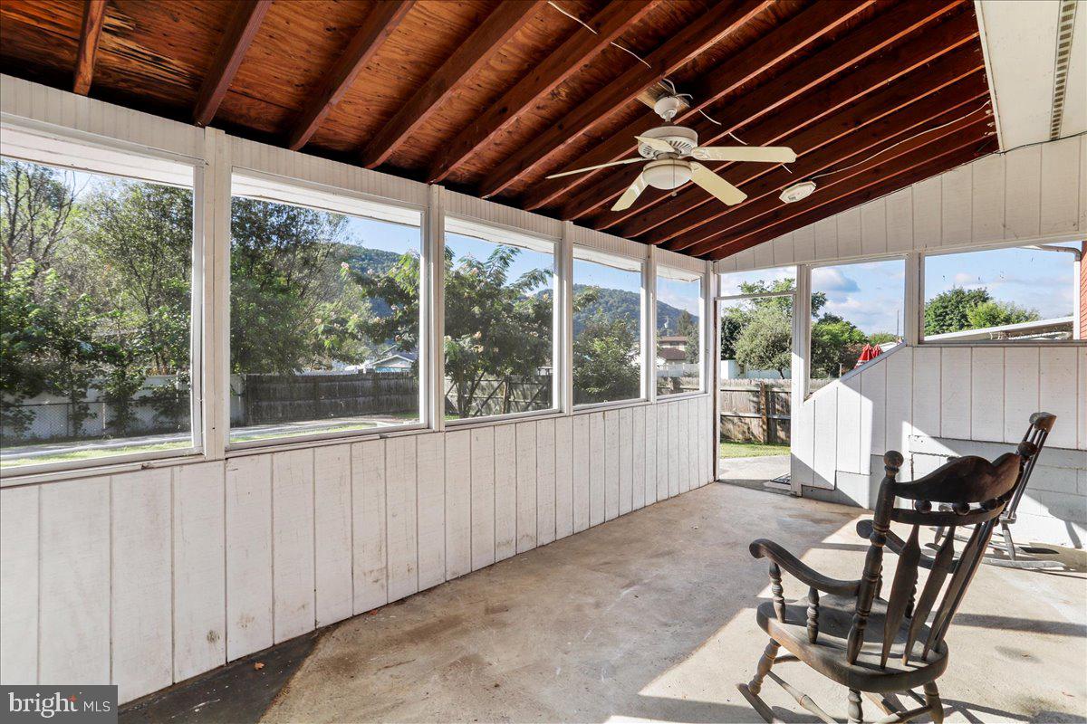 AIRPORT ADDITION - Residential